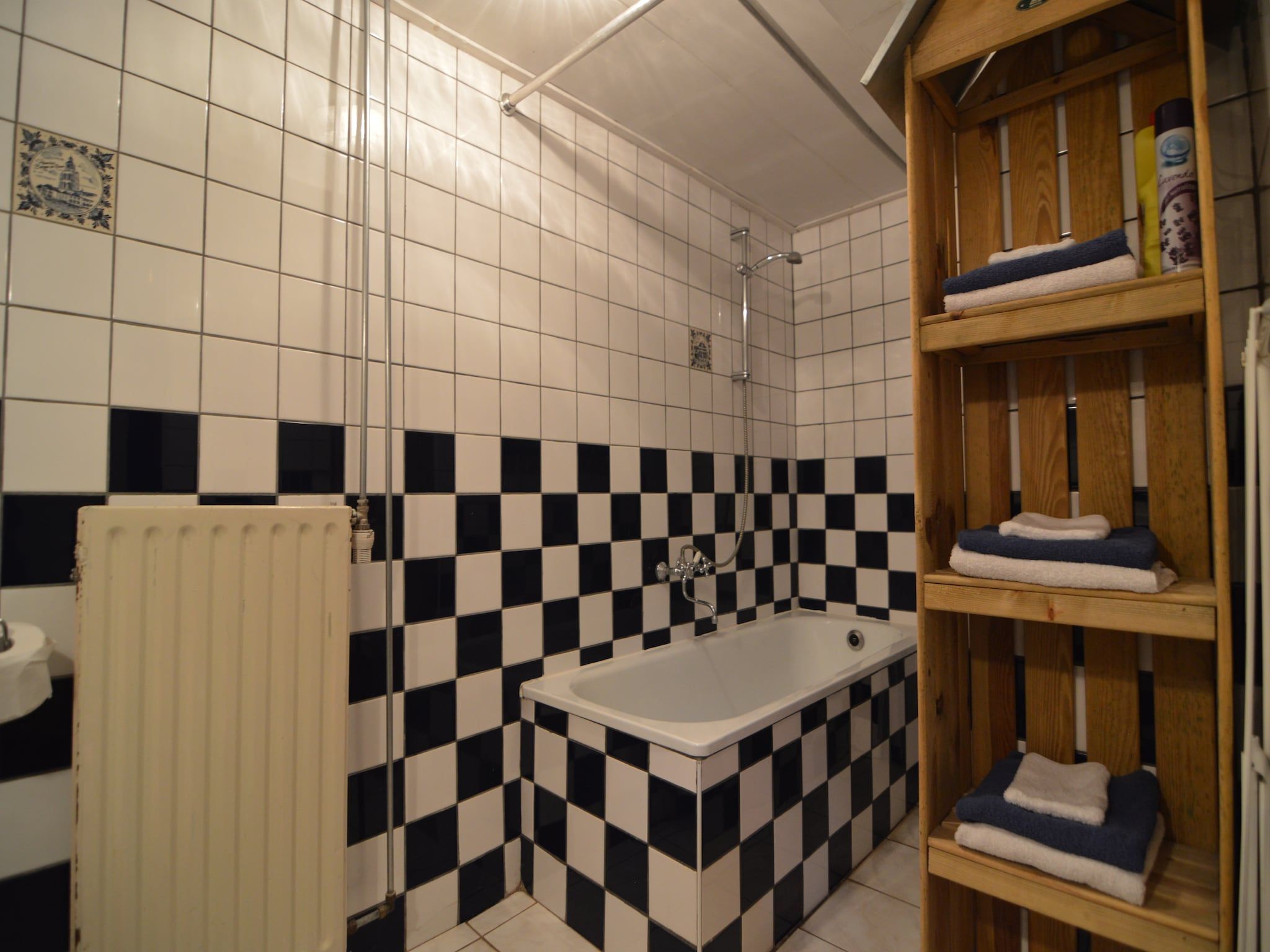 De badkamer van De Herberg in Bergen op Zoom