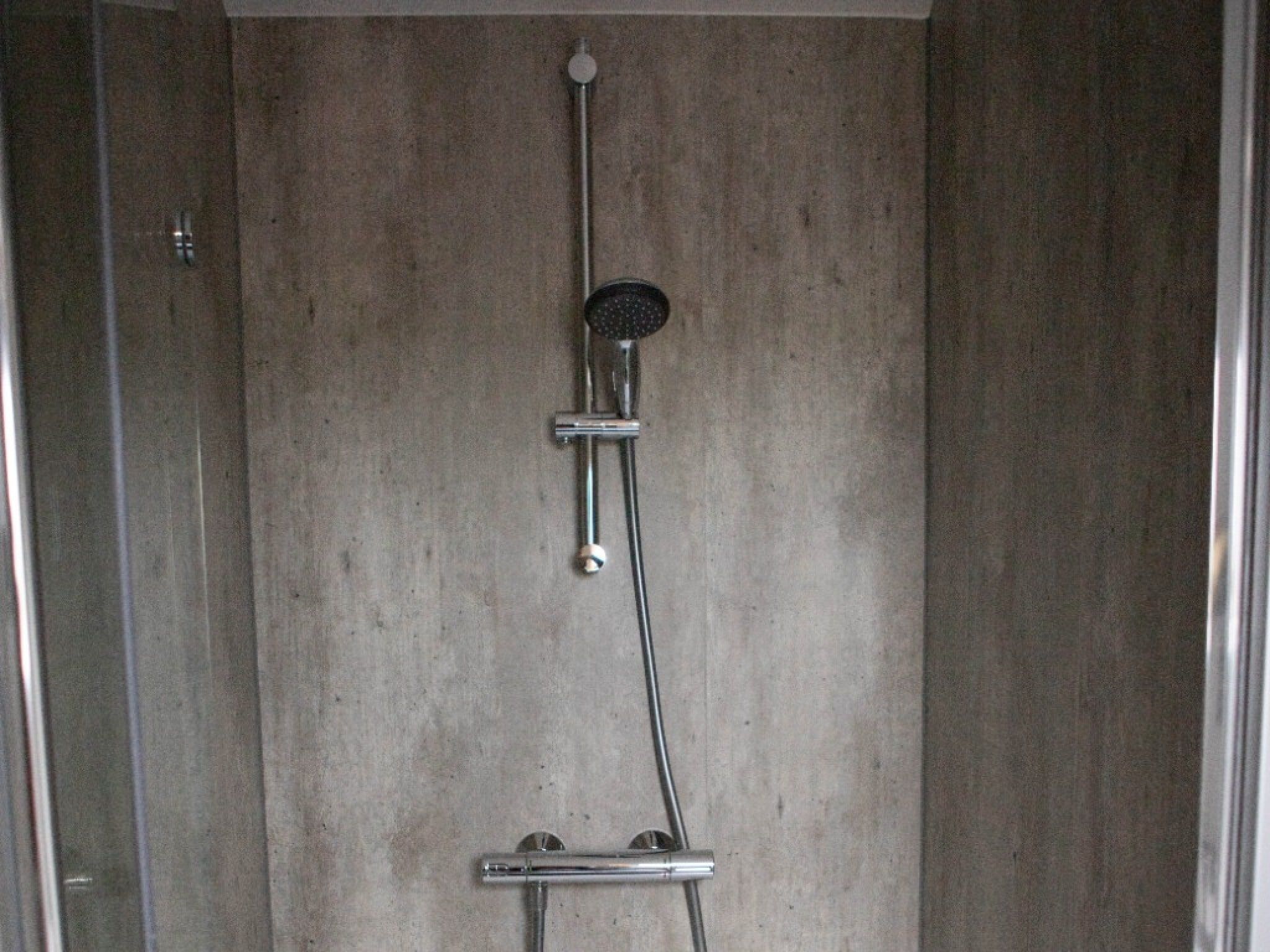 De badkamer van De Ree en de Specht in Oirschot