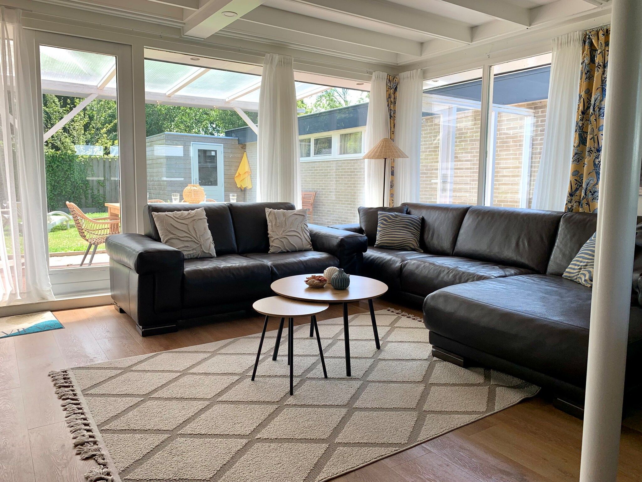 De woonkamer van Wildrijk 075 in Sint Maartenszee