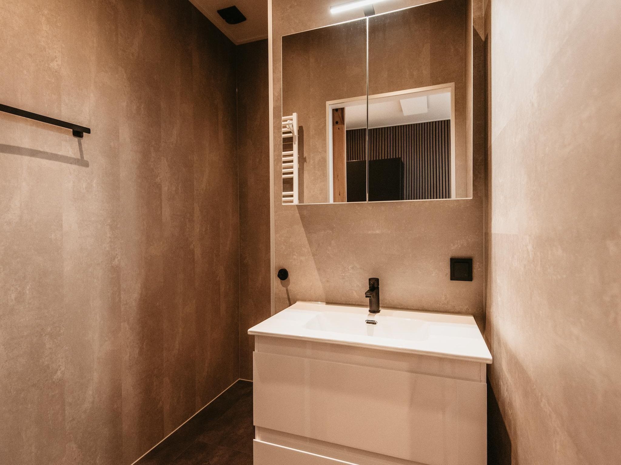 De badkamer van Chalet aan het Water - Betuwse Hofjes - 4 pax December in Kesteren