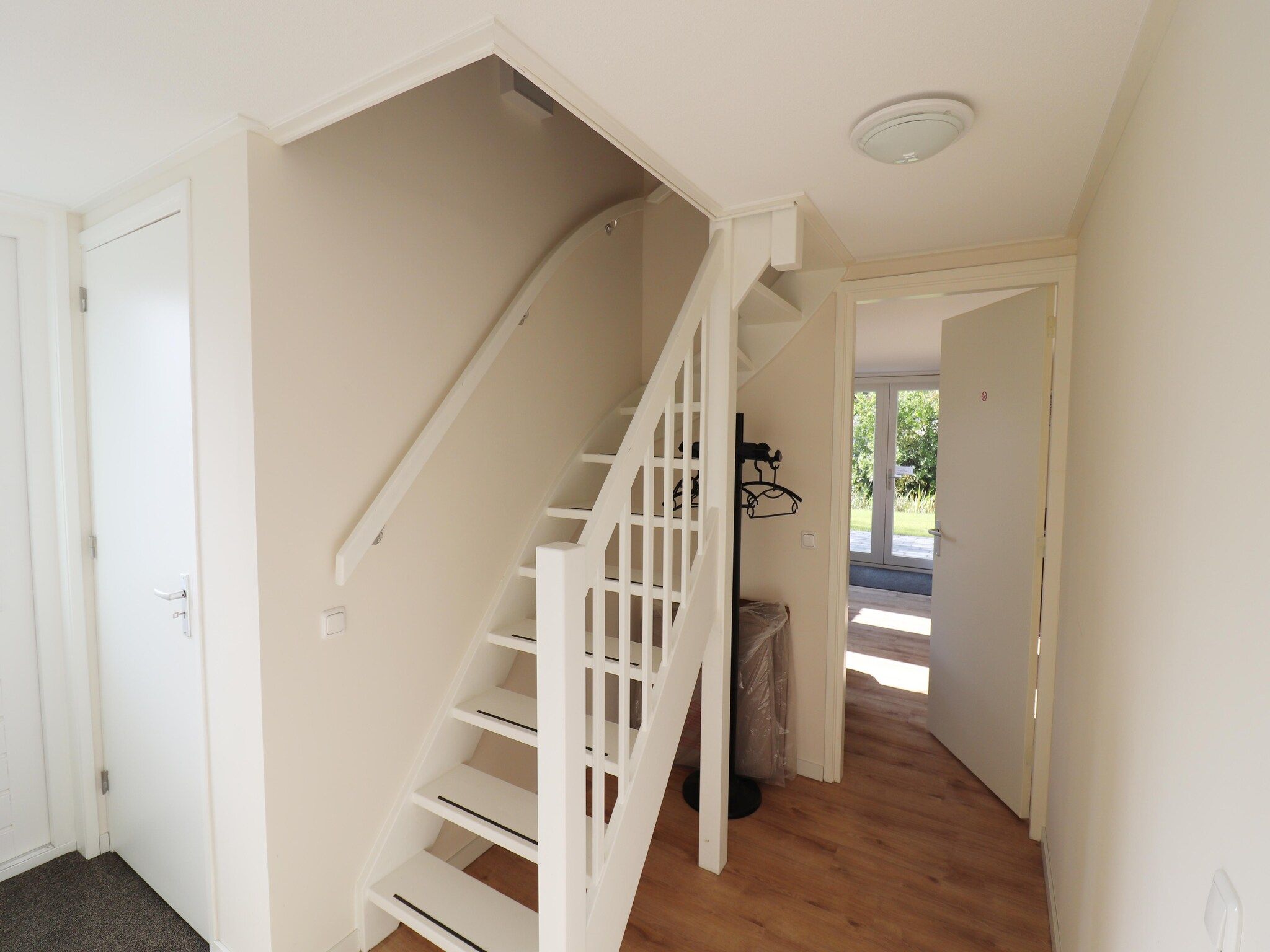 Chaletwoning in Sint Nicolaasga - Foto 10 van 38