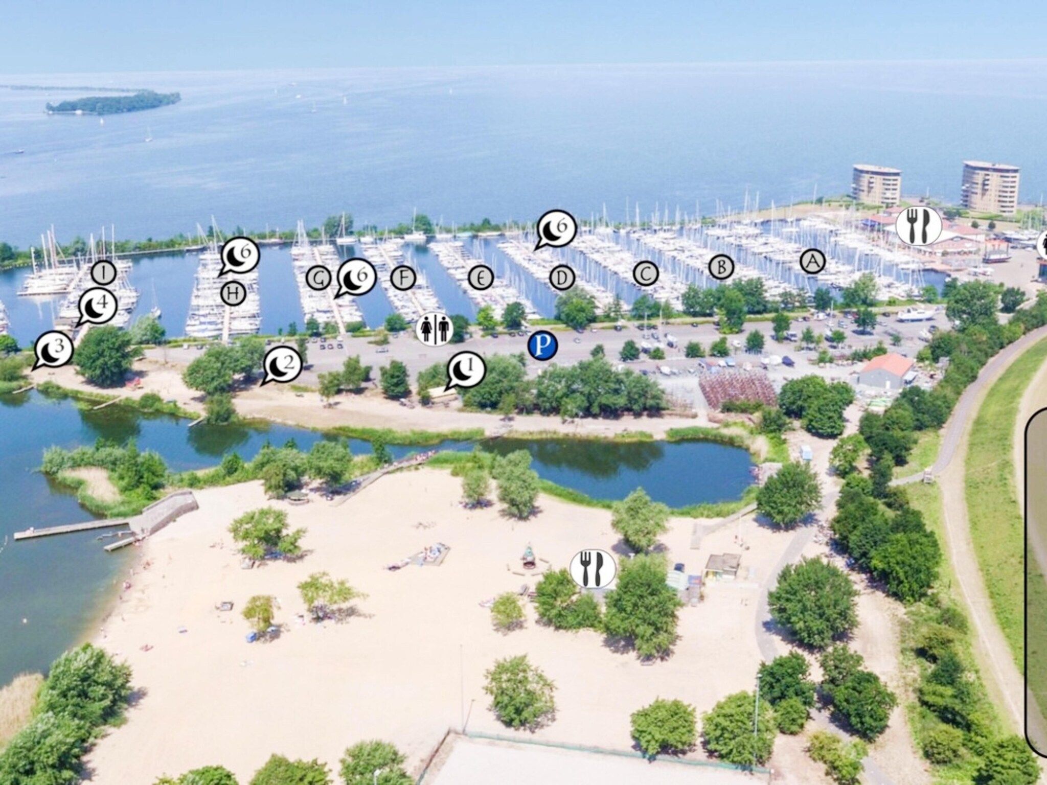 De omgeving van Water Bubble Marina Muiderzand Almere in Almere
