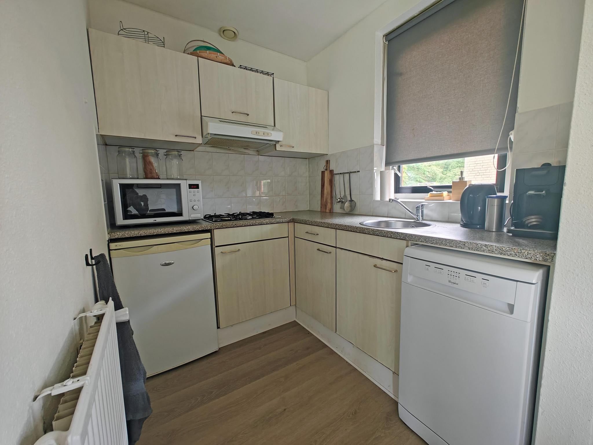 De keuken van 4 - Persons Lakeside Bungalow (copy) (copy) in Ewijk