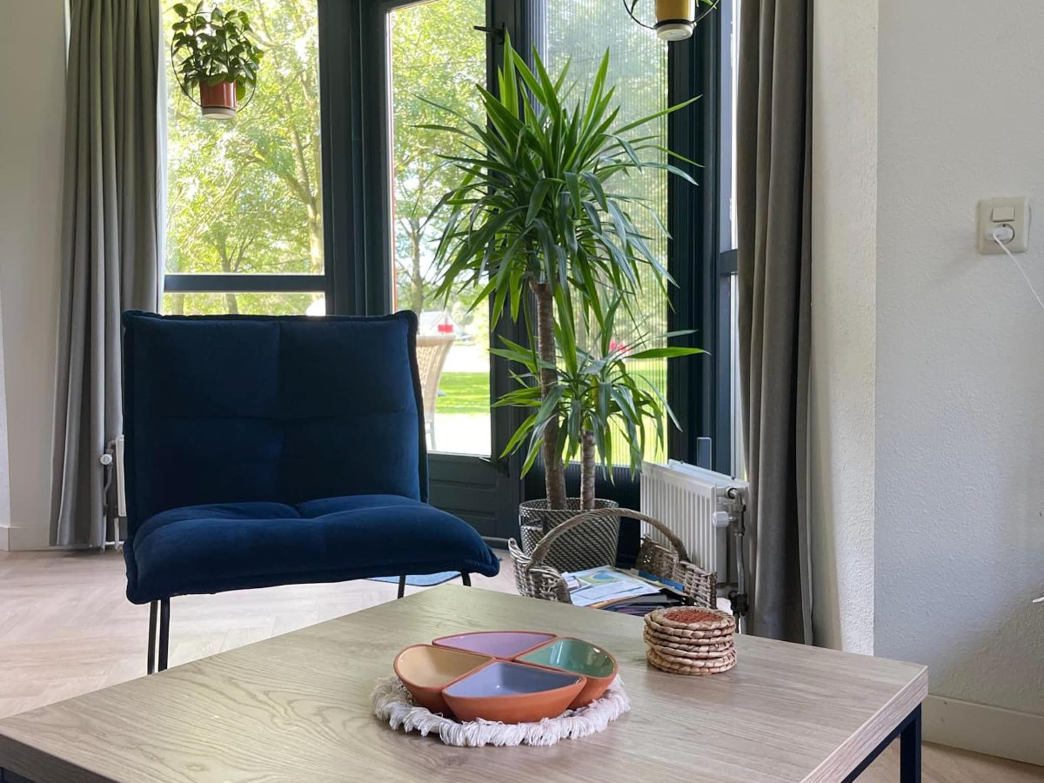 De woonkamer van 6 - Persons Lakeside Bungalow (copy) in Ewijk