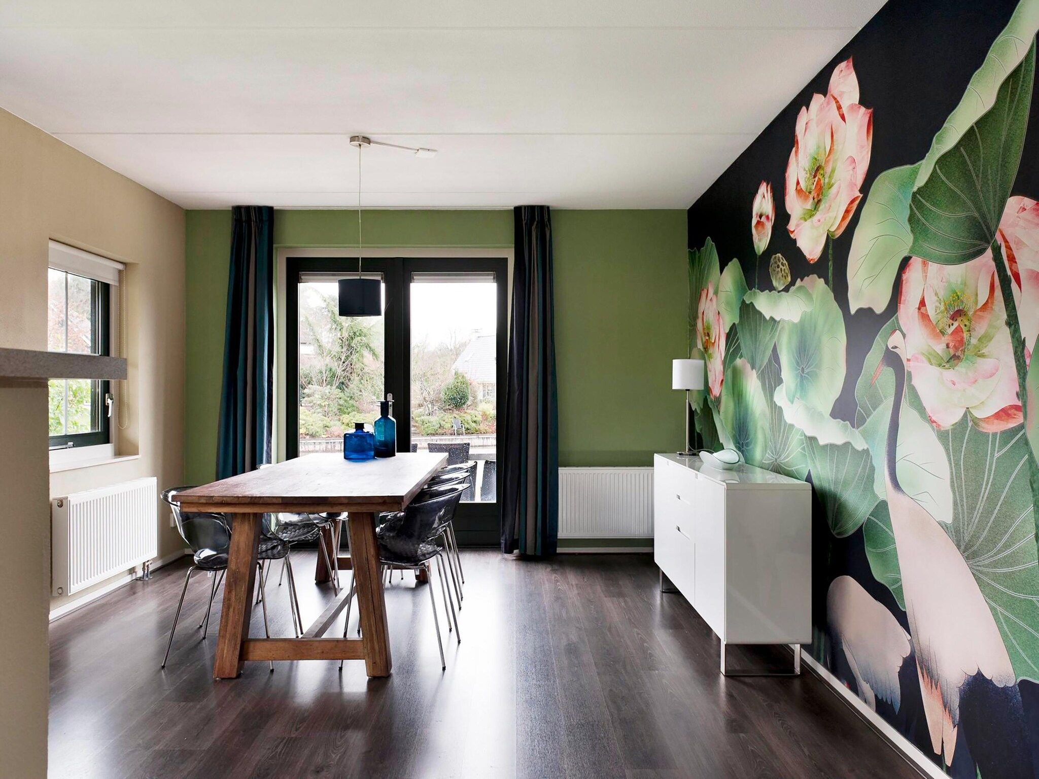 De eetkamer van 8 pers. Heerd Wellness de luxe in Vlagtwedde