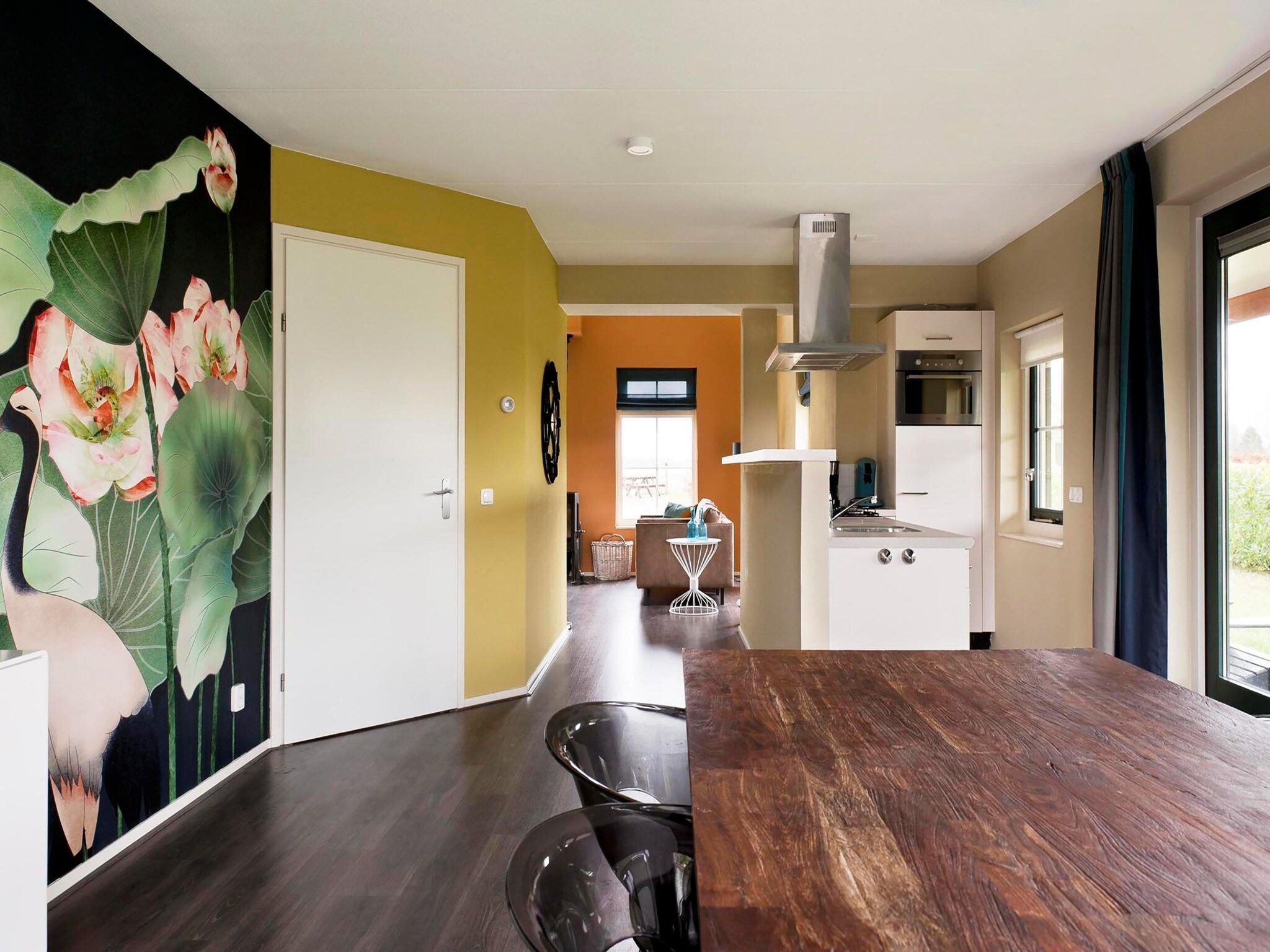 De eetkamer van 8 pers. Heerd Wellness de luxe in Vlagtwedde