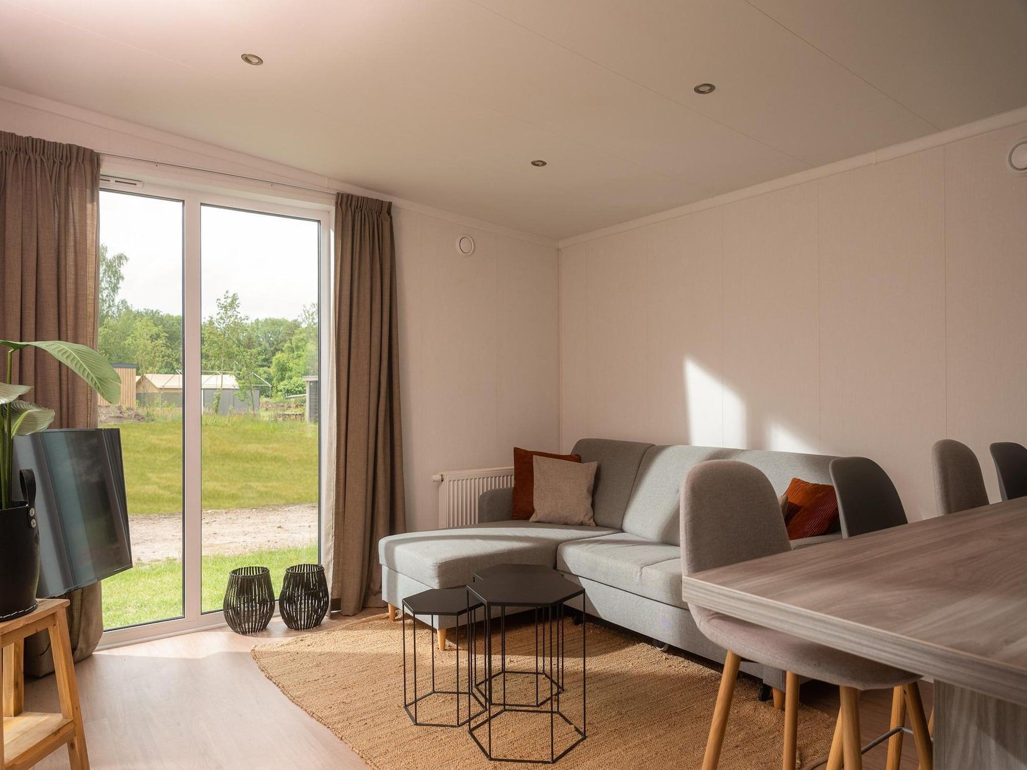 De woonkamer van Tiny Cabin with Hottub I 4 people in Rijssen