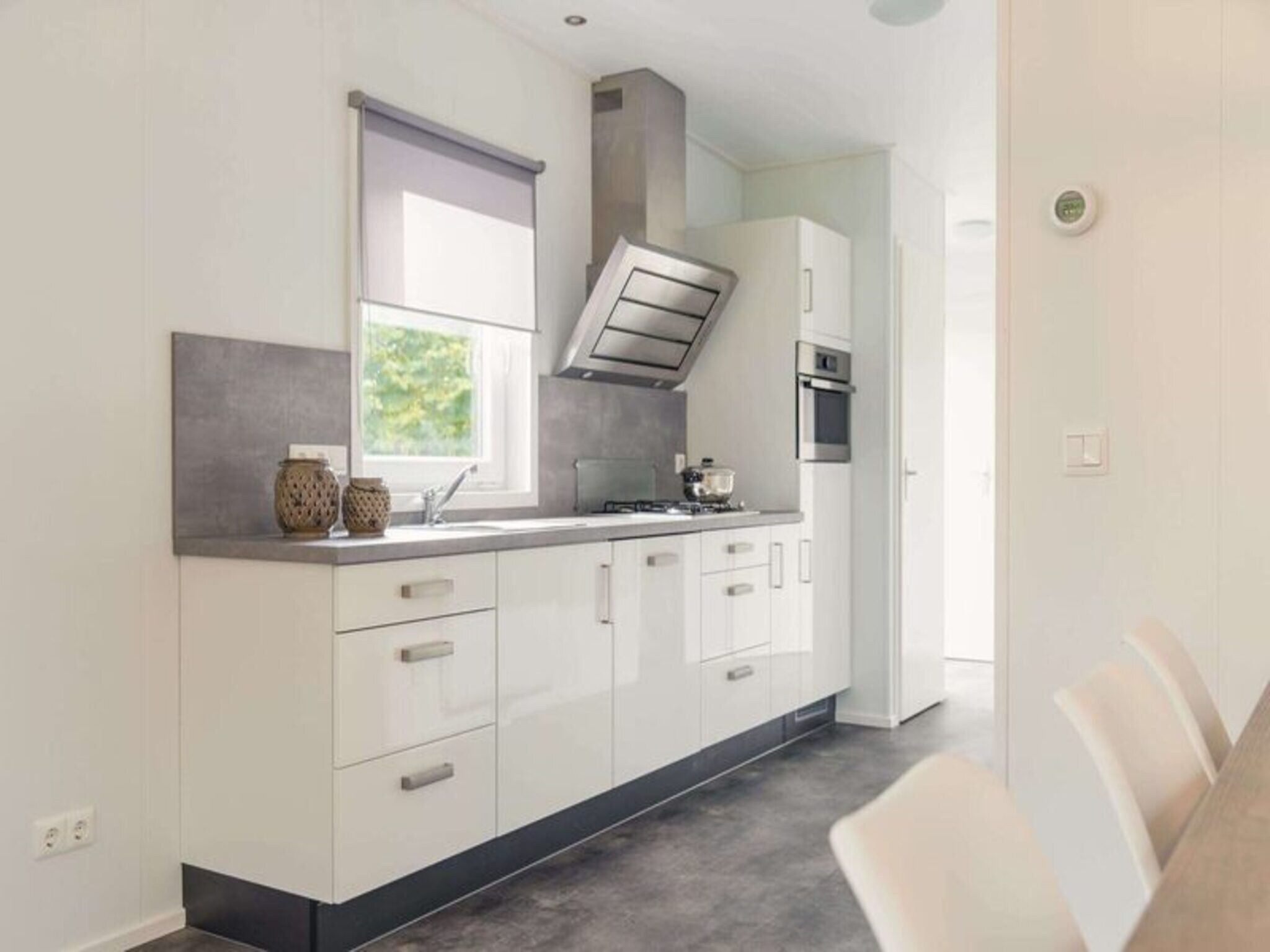 De keuken van Luxury lodge with private sauna | 6 people in Rijssen