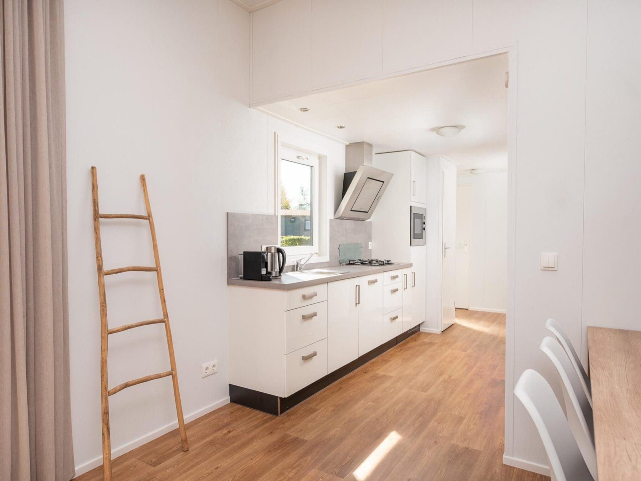 De keuken van River Cabin with hot tub | 6 people in Zuna