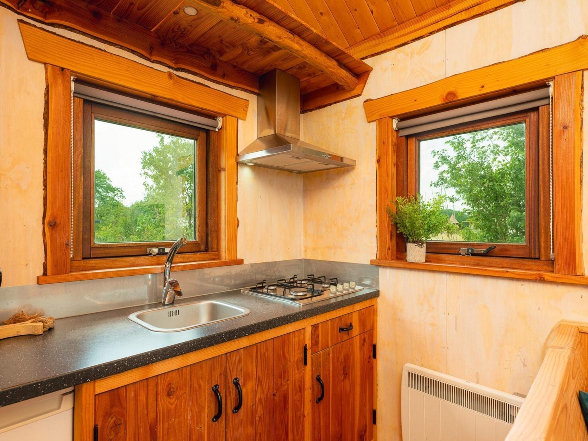 De keuken van Regge Cottage with hot tub | 4 people in Zuna
