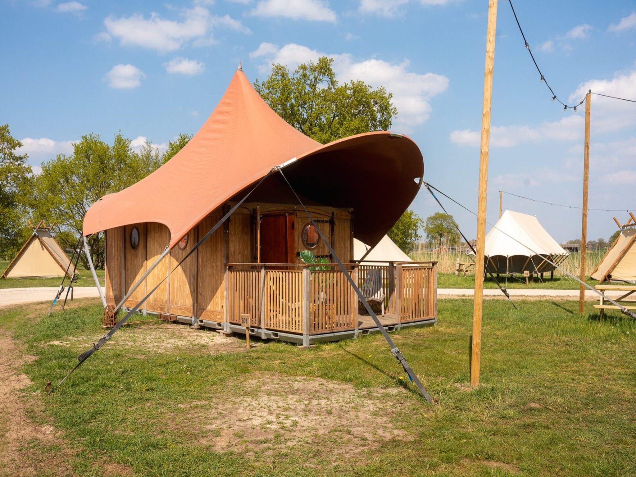 De buitenkant van Dream suite | 2 personen in Zuna