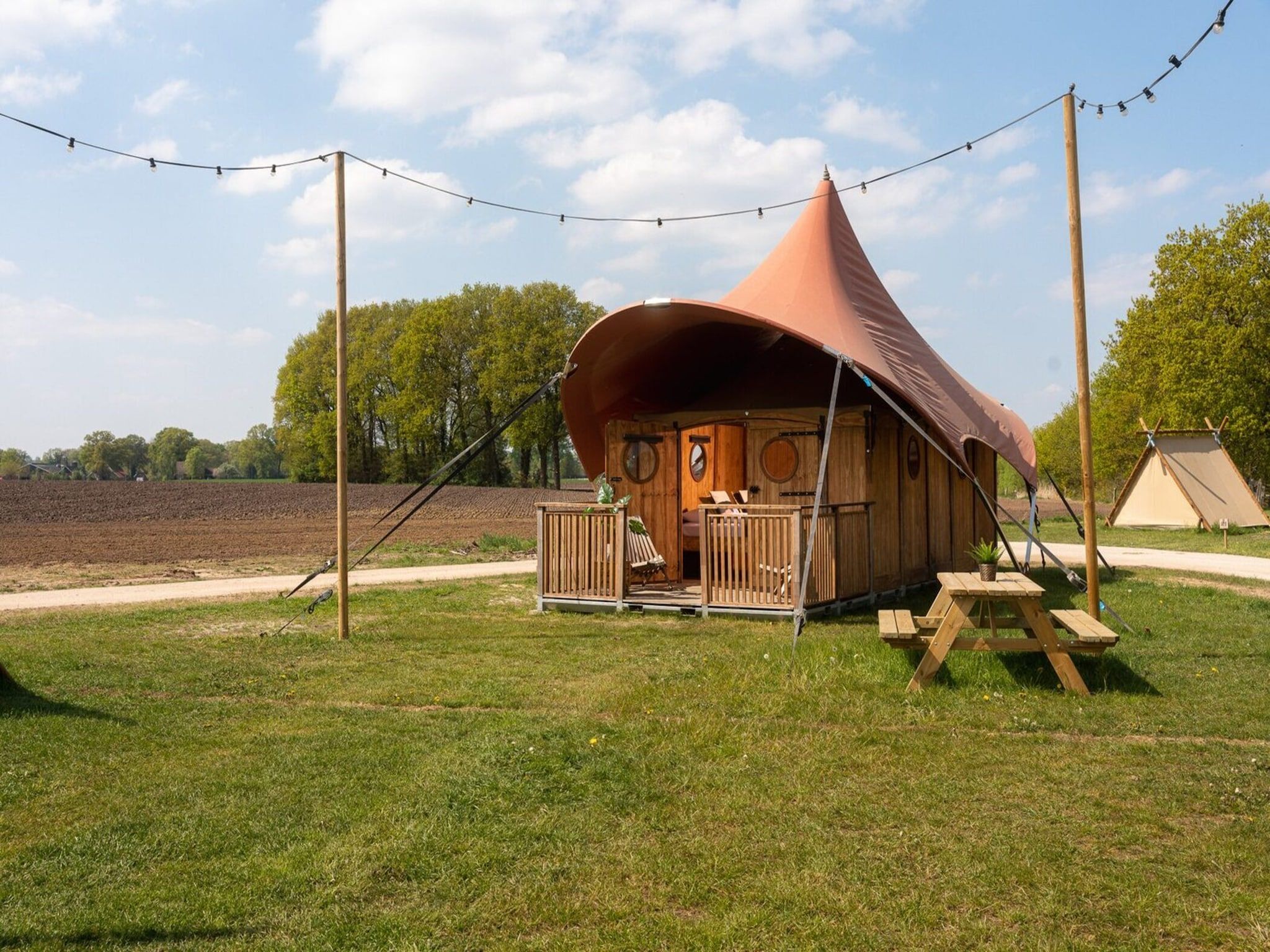 De buitenkant van Dream suite | 2 personen in Zuna