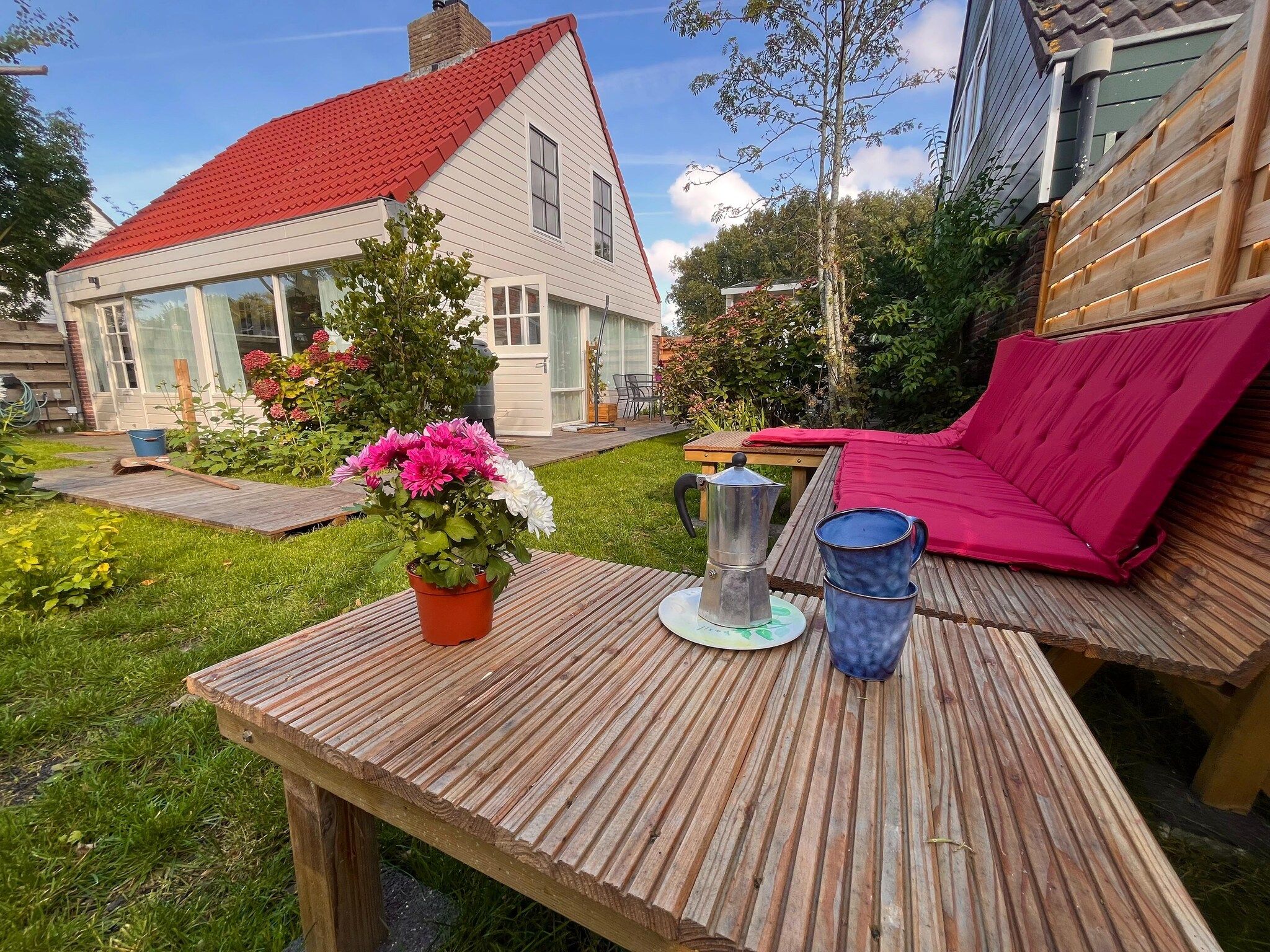 Het terras van Casa Divera in Noordwijkerhout