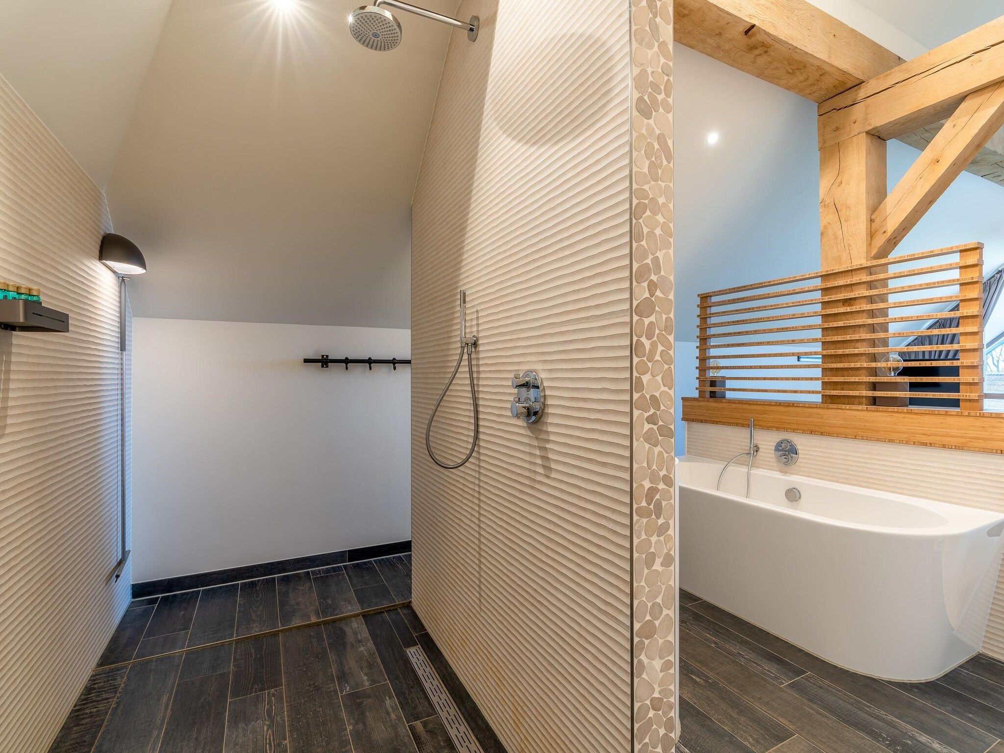 De badkamer van Villa Buytenplaats 181 in De Koog