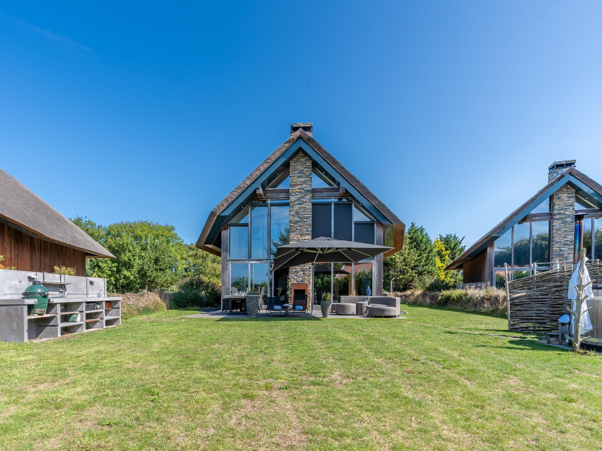 De tuin van Villa Buytenplaats 183 in De Koog