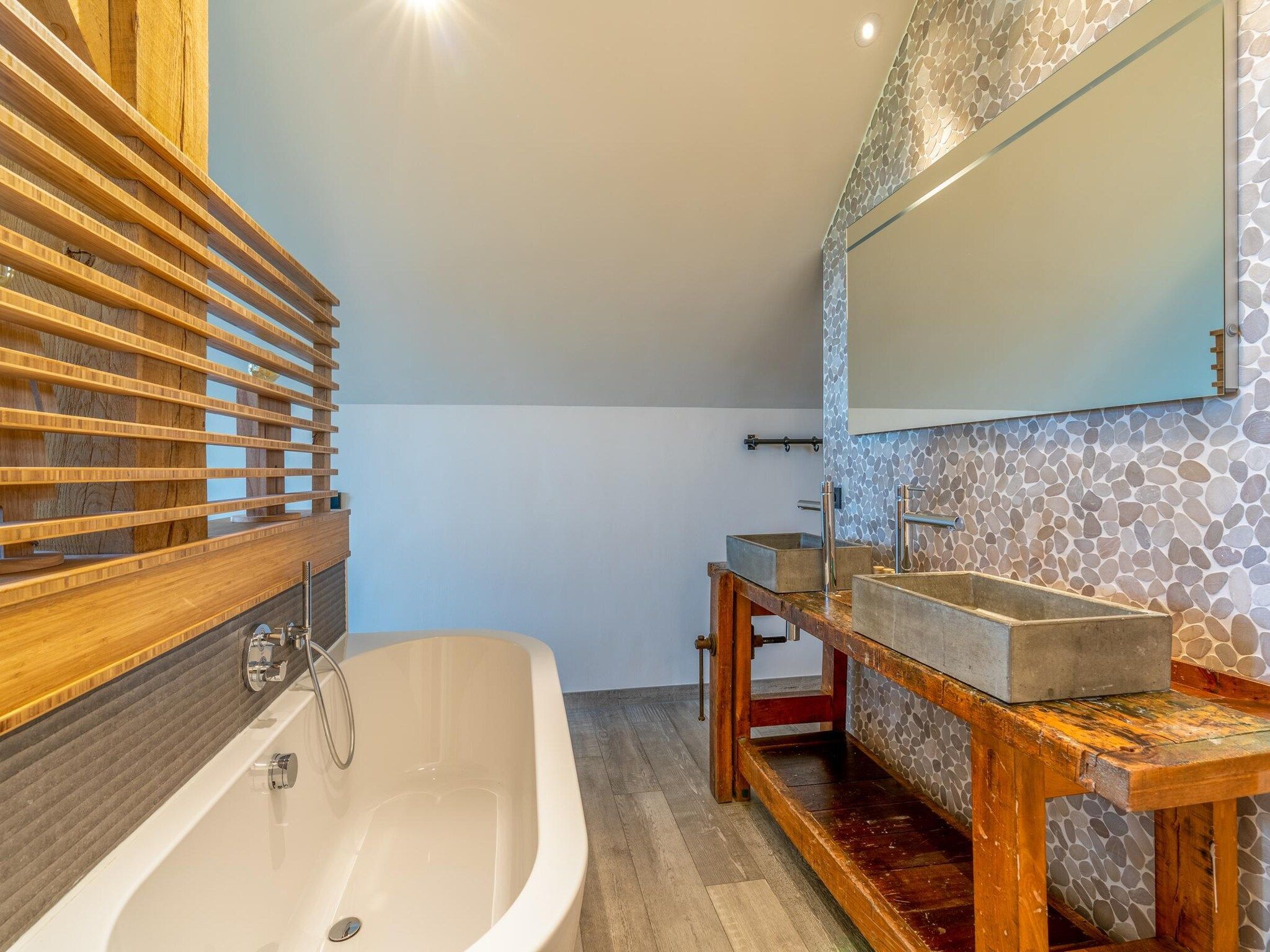 De badkamer van Villa Buytenplaats 187 in De Koog