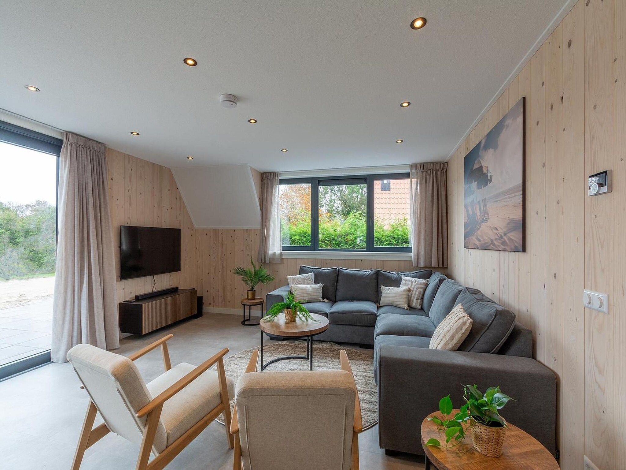 De woonkamer van Sandepark 113 in Groote Keeten