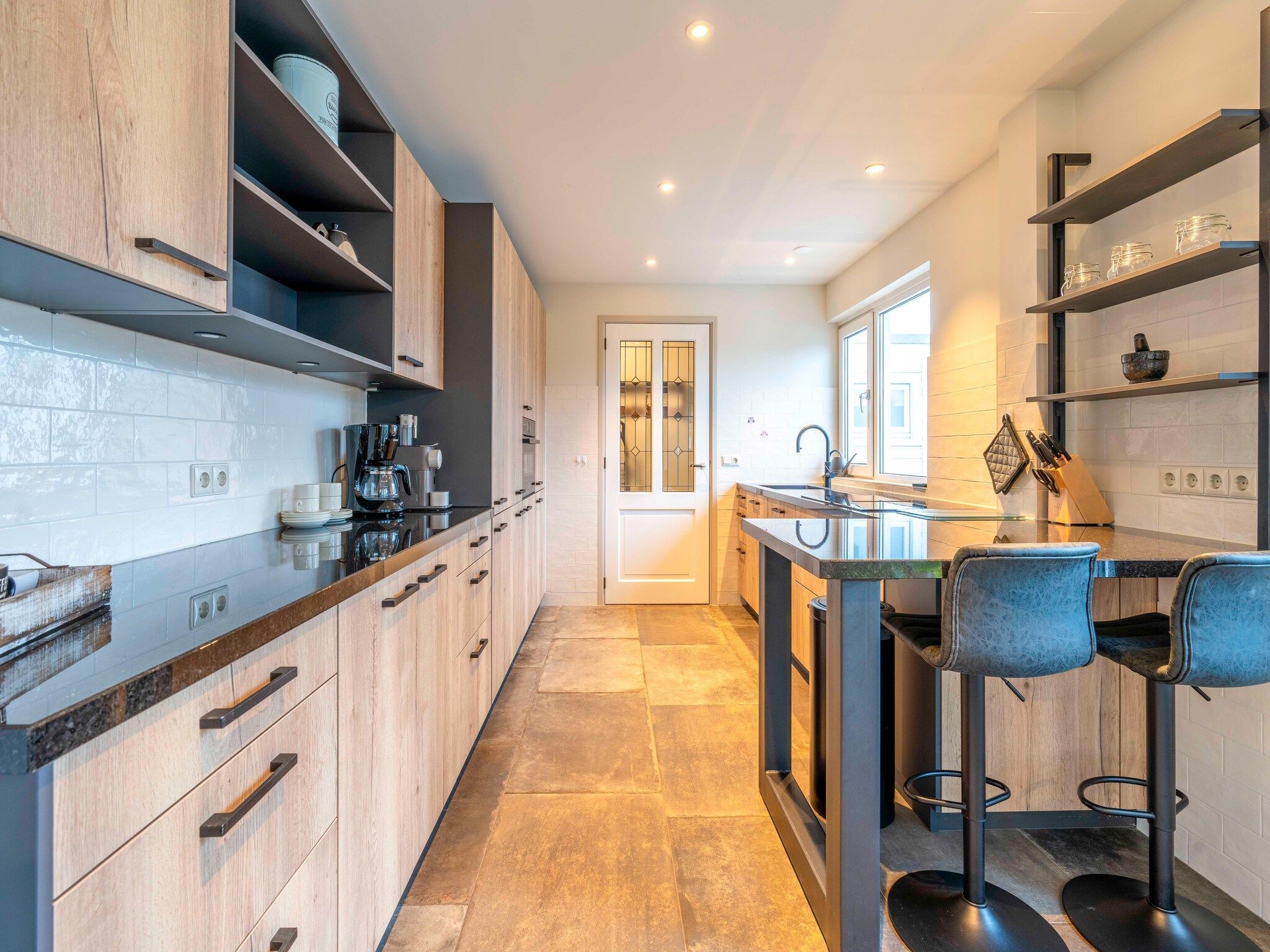 De keuken van Ruijslaan 69 - Huis Ter Duin in De Koog