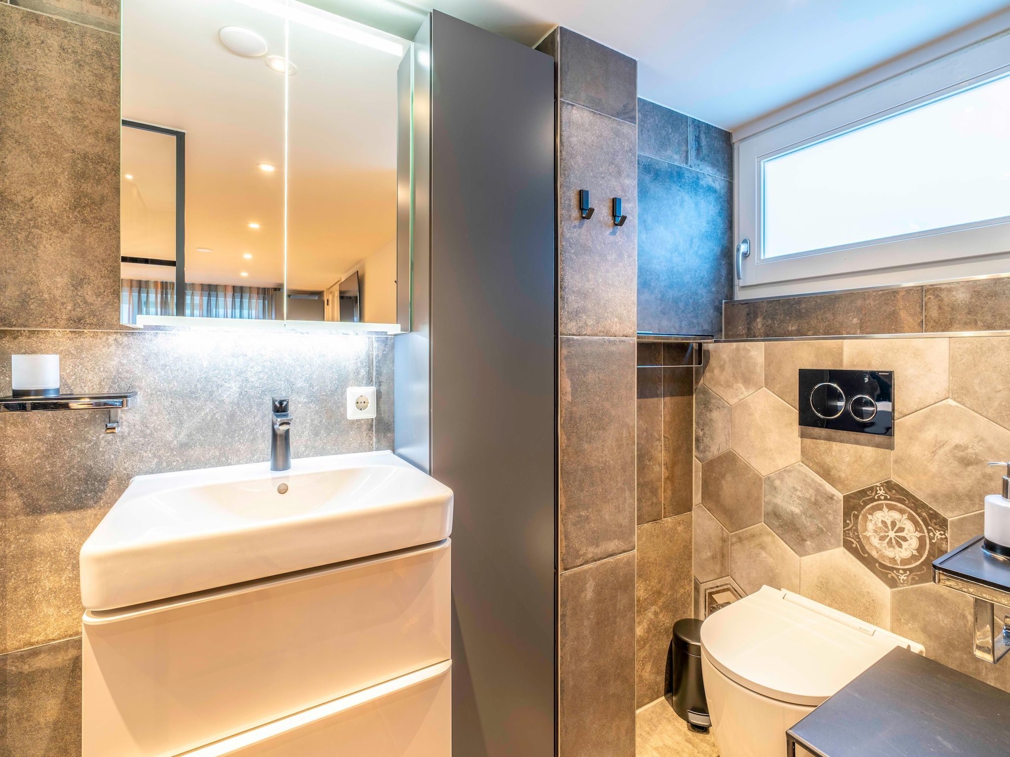 De badkamer van Ruijslaan 69 - Huis Ter Duin in De Koog