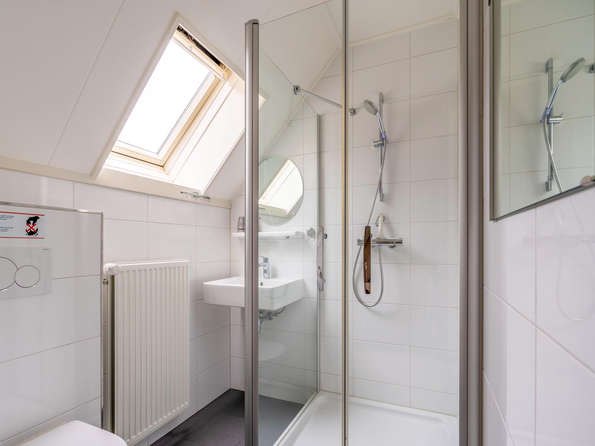 De badkamer van Ruijslaan 69 - Huis Ter Duin in De Koog