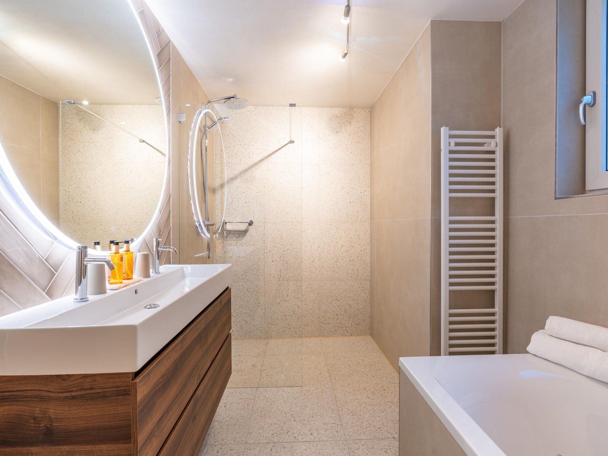 De badkamer van Het oude dijkje in De Koog