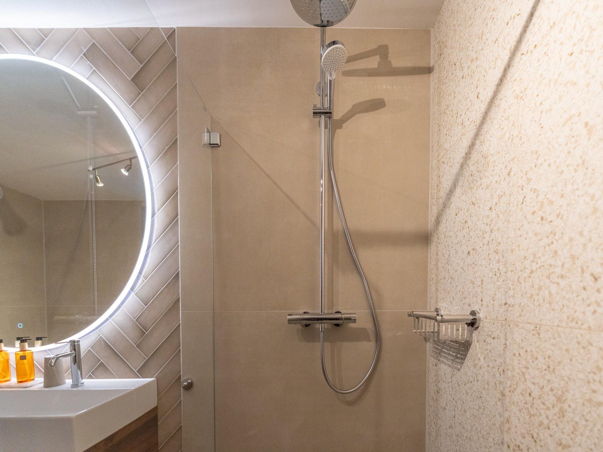 De badkamer van Het oude dijkje in De Koog