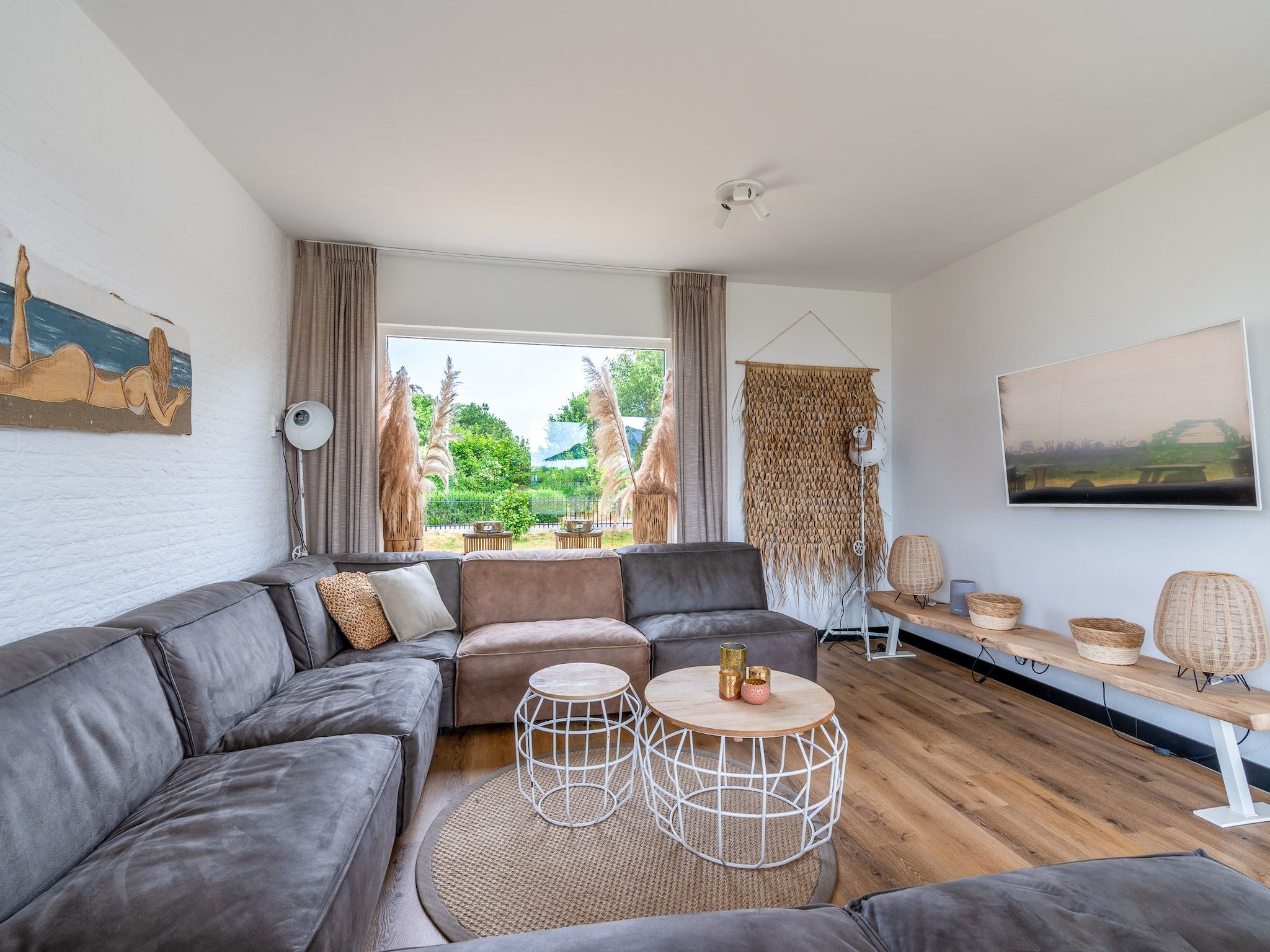 De woonkamer van Orchismient 17 in De Koog