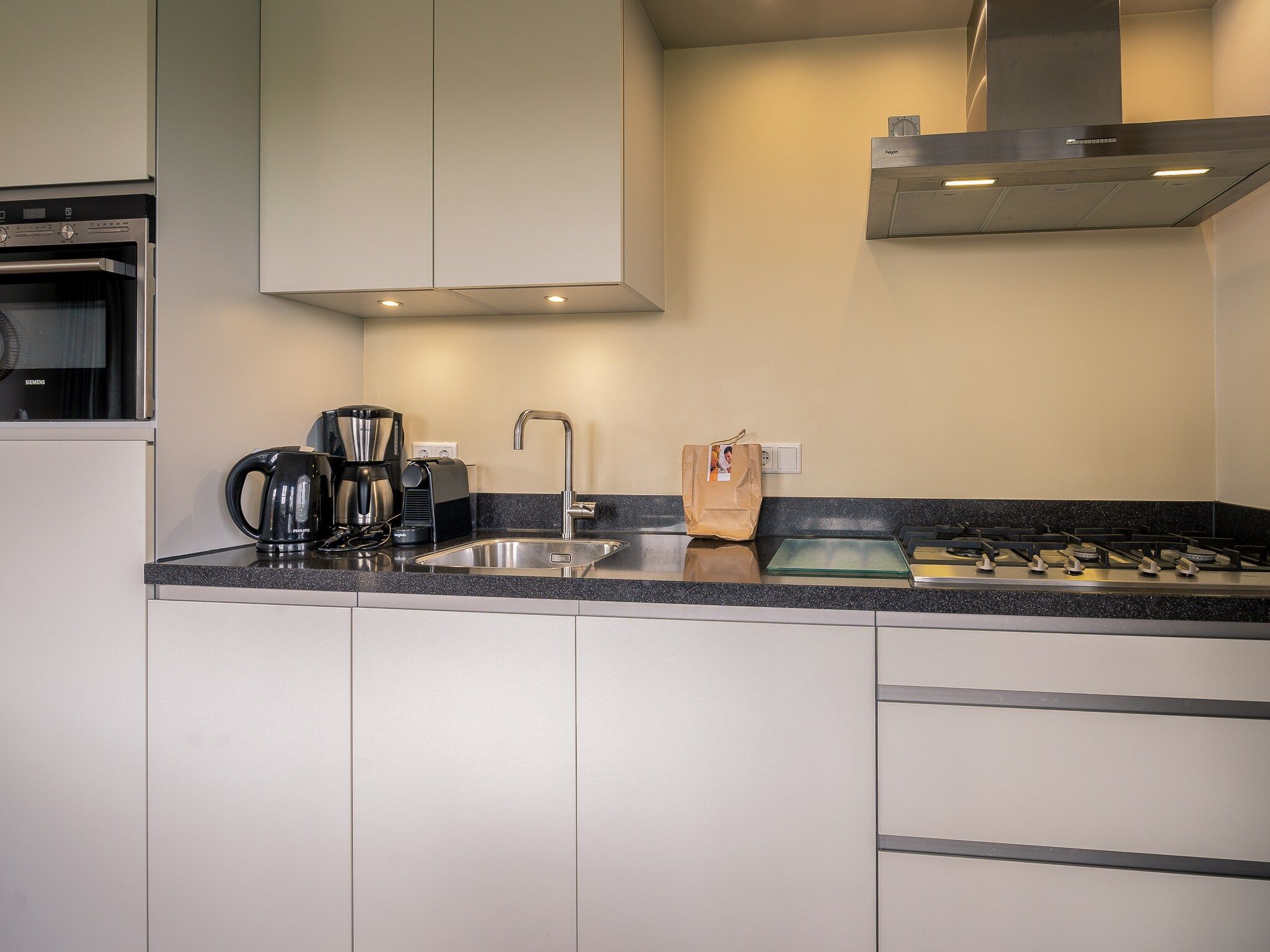 De keuken van De Annabella 11- De Zandhaas in De Koog