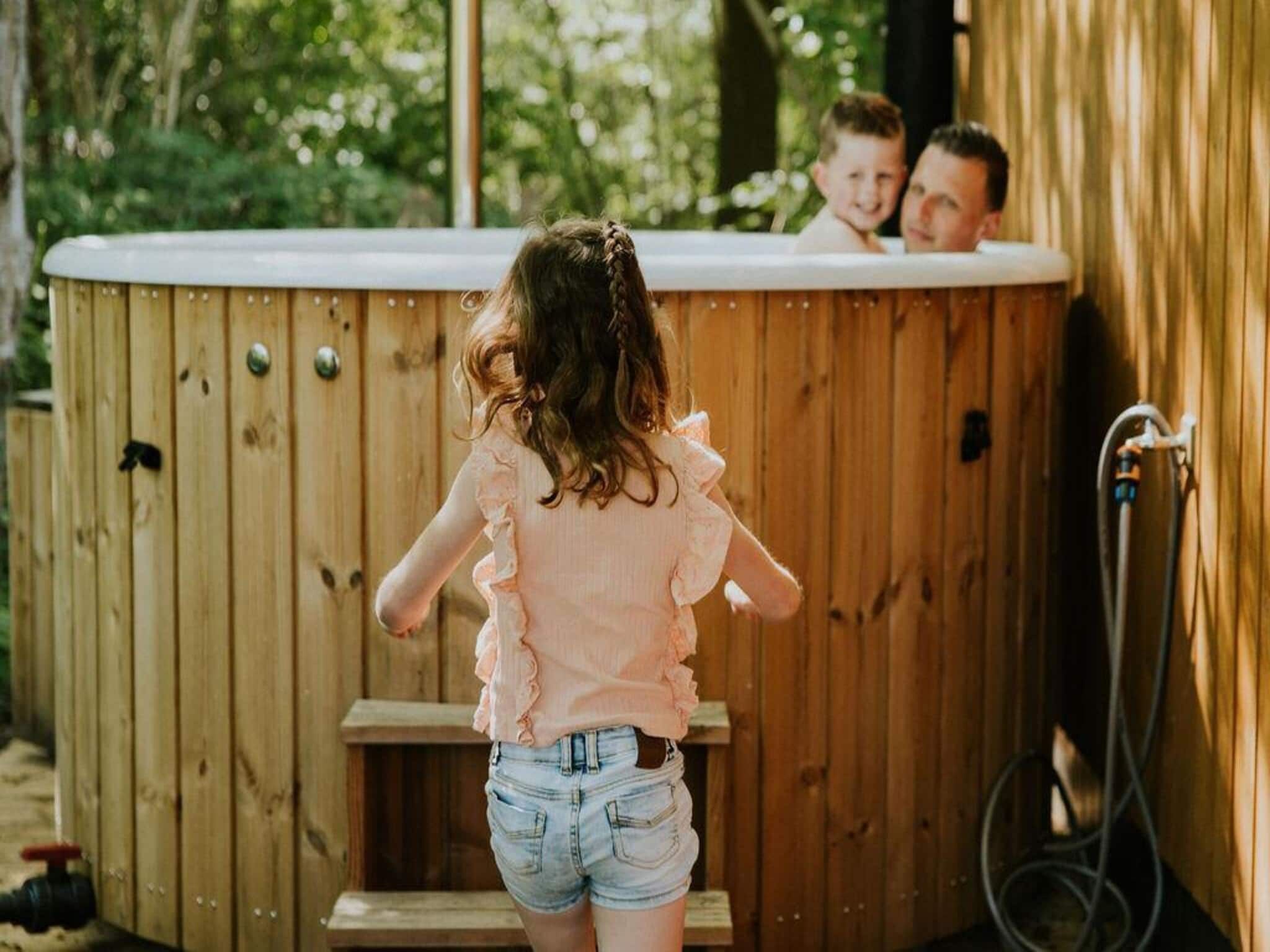 Het uitzicht vanaf Happy bee lodge l 5 persons in Balkbrug