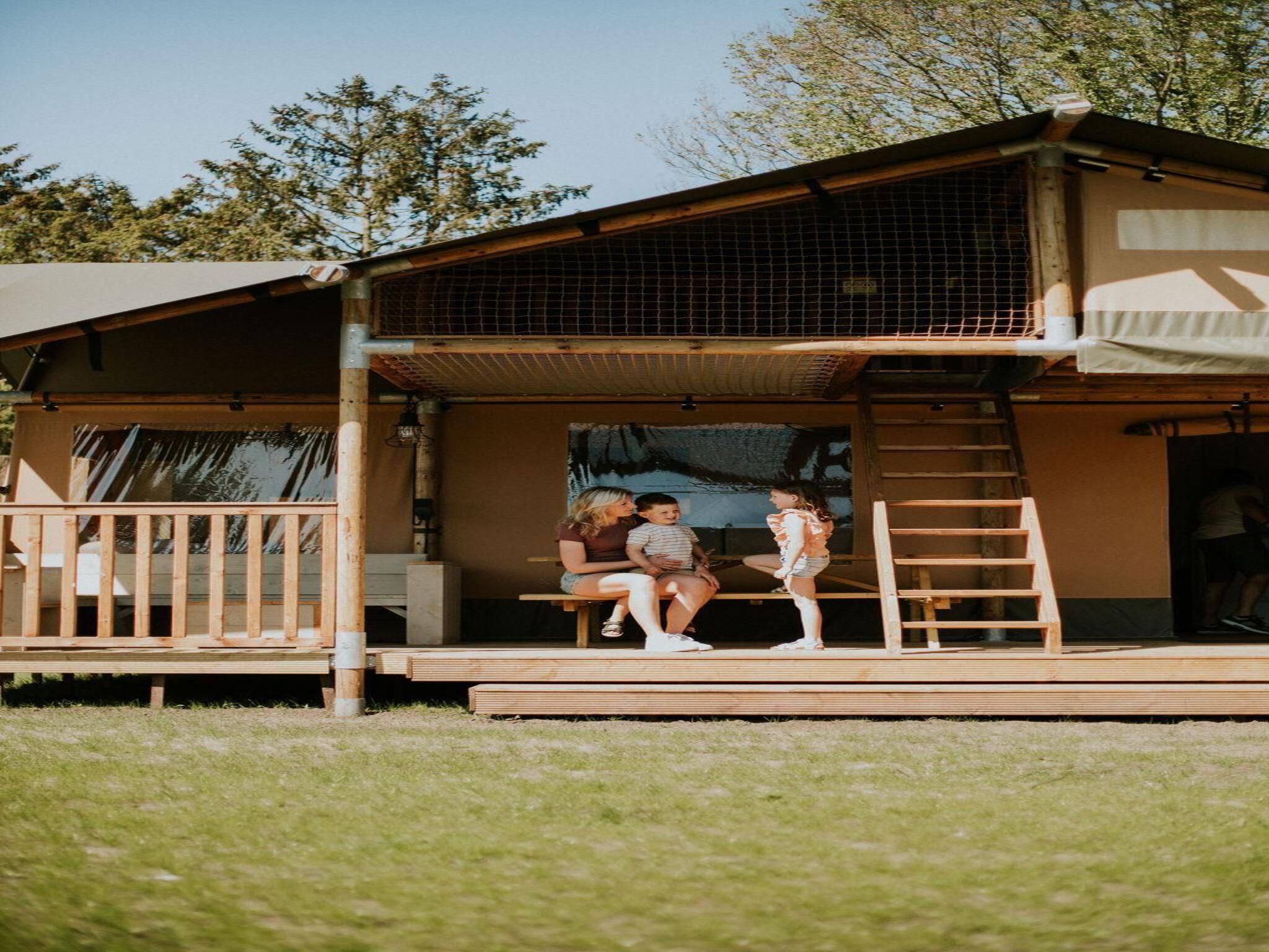 De buitenkant van Ranger lodge | 6 persoons in Balkbrug