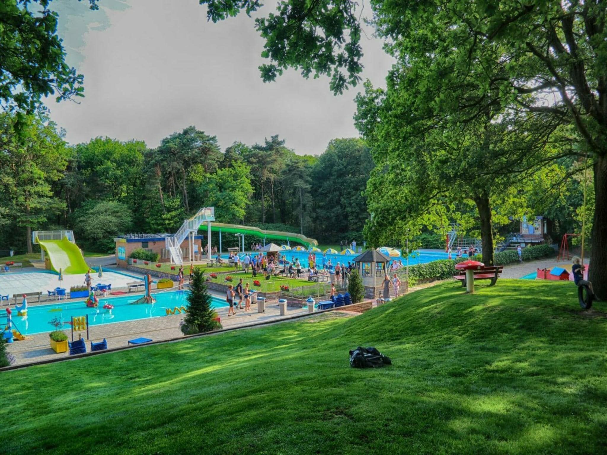 Parkfaciliteiten bij Tiny house XL | 2-4 persoons in Balkbrug