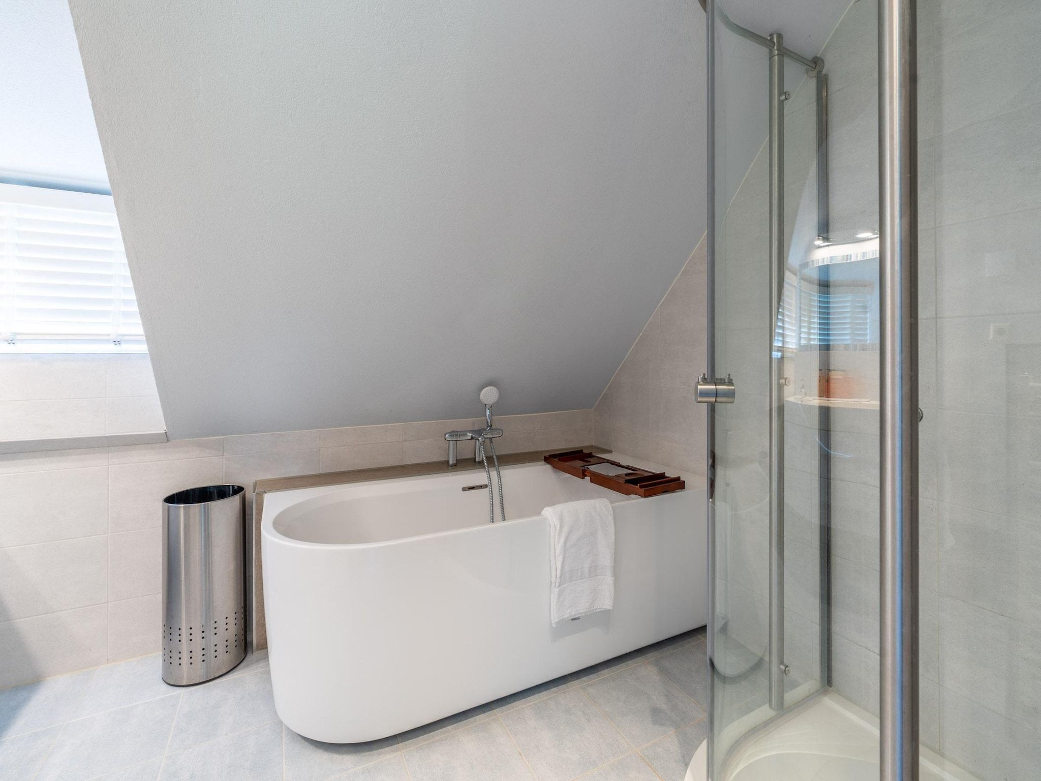 De badkamer van Tempelierweg 22 in Den Burg