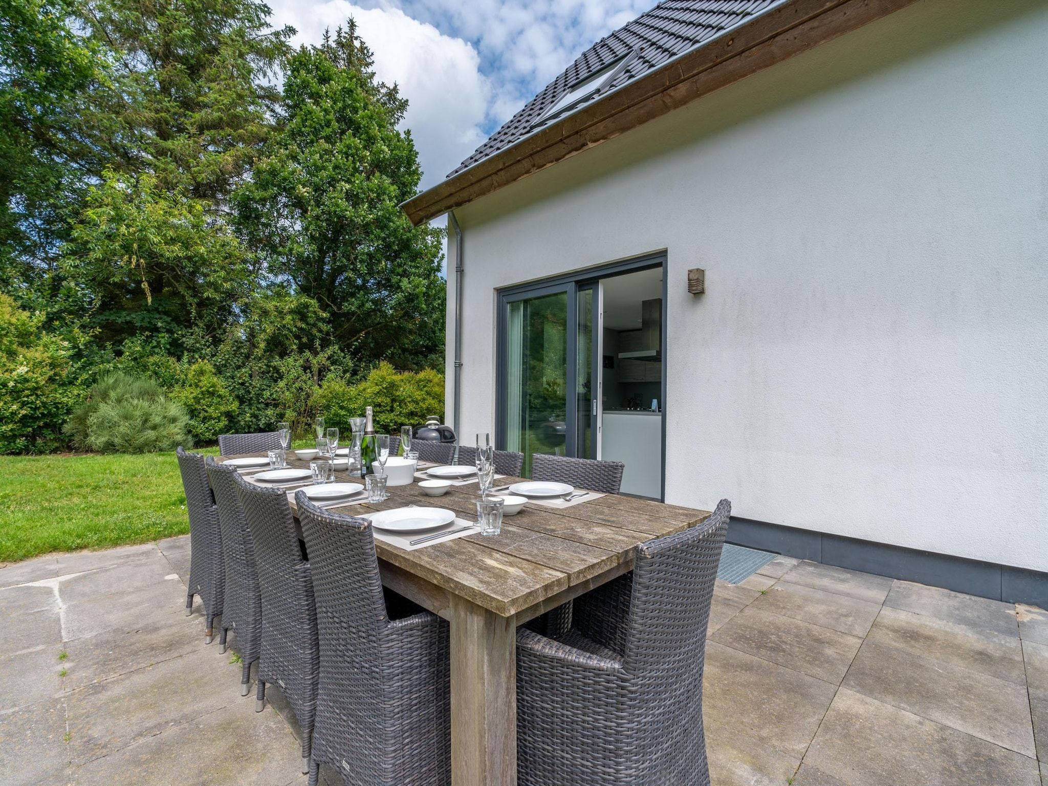 Het terras van Hoogelandt 106F in De Koog