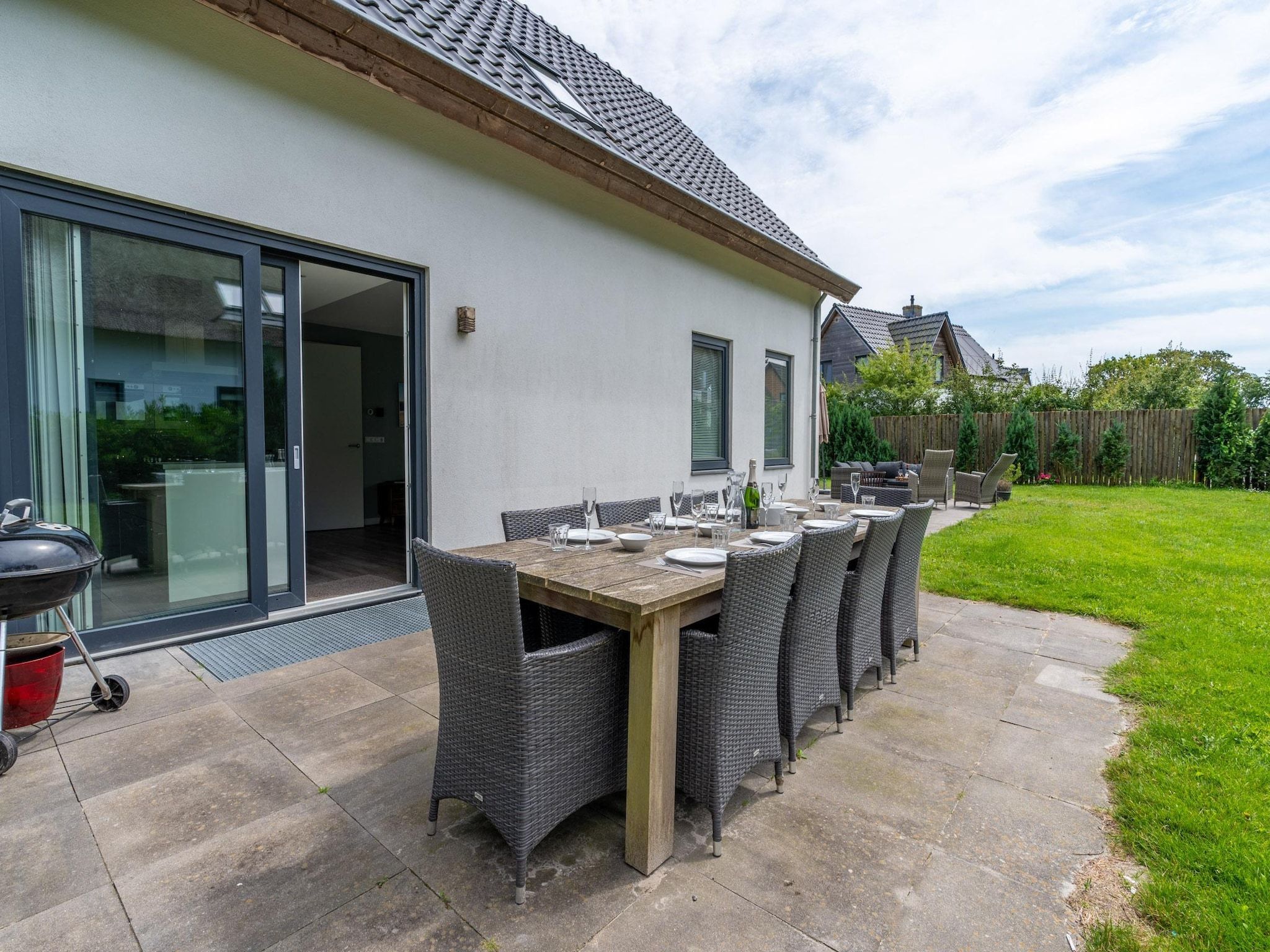 Het terras van Hoogelandt 106F in De Koog