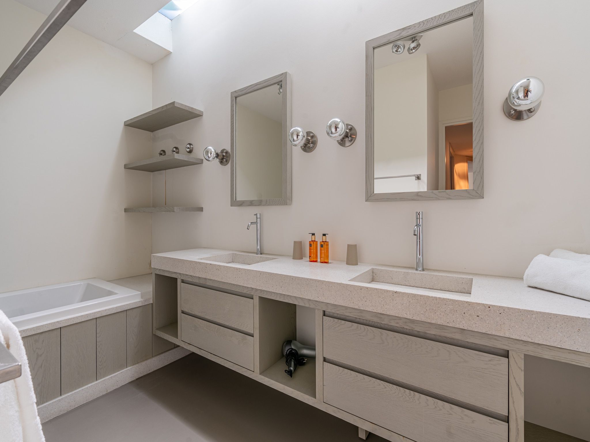 De badkamer van Duynzoom 5 in De Koog