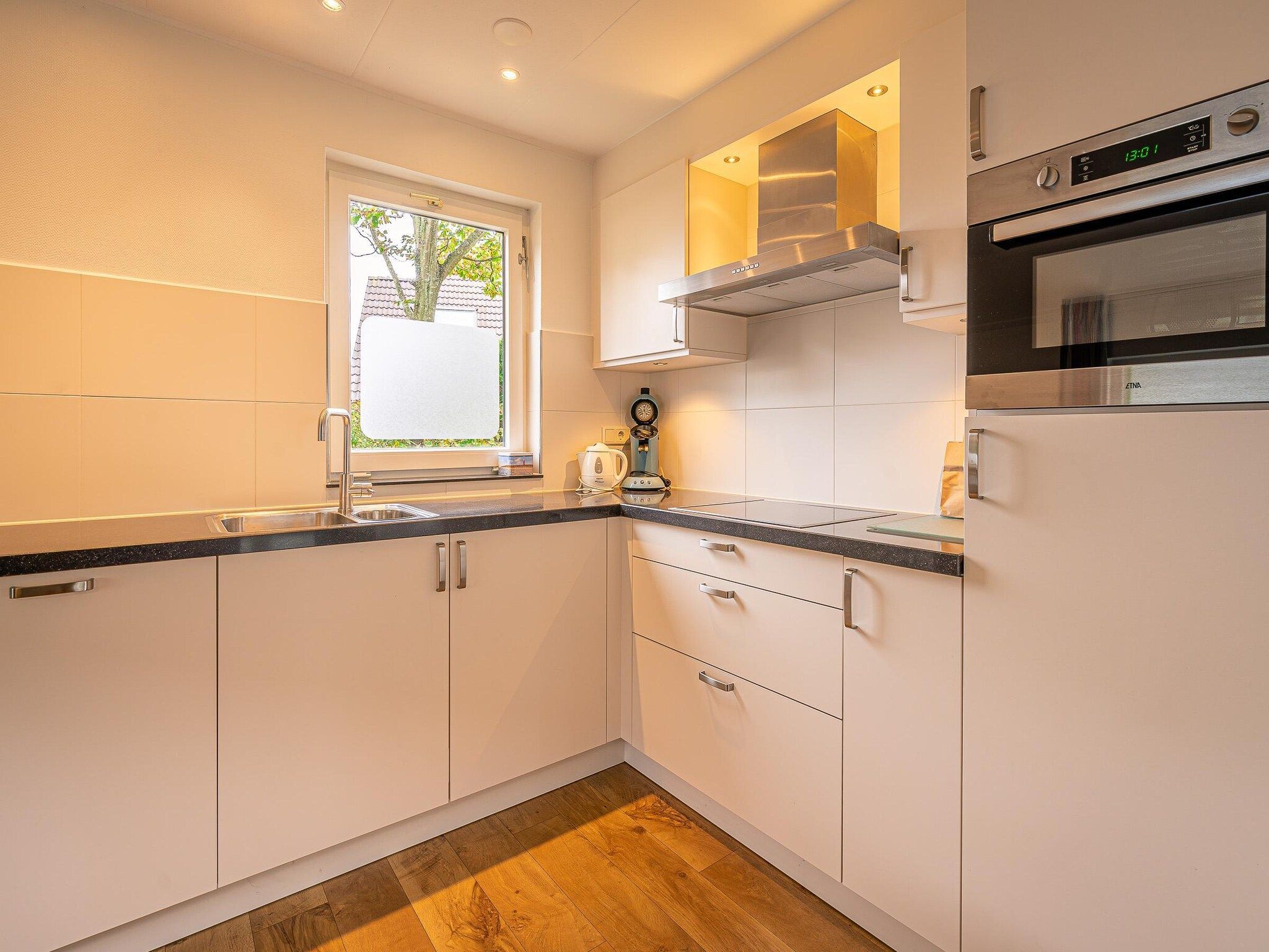 De keuken van Kamperfoelie 43 in De Koog