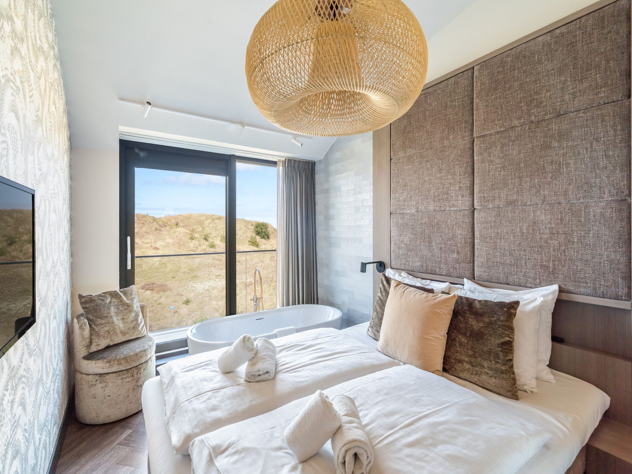 Een slaapkamer van Penthouse Zilt | 6 Persons in Sint Maartenszee