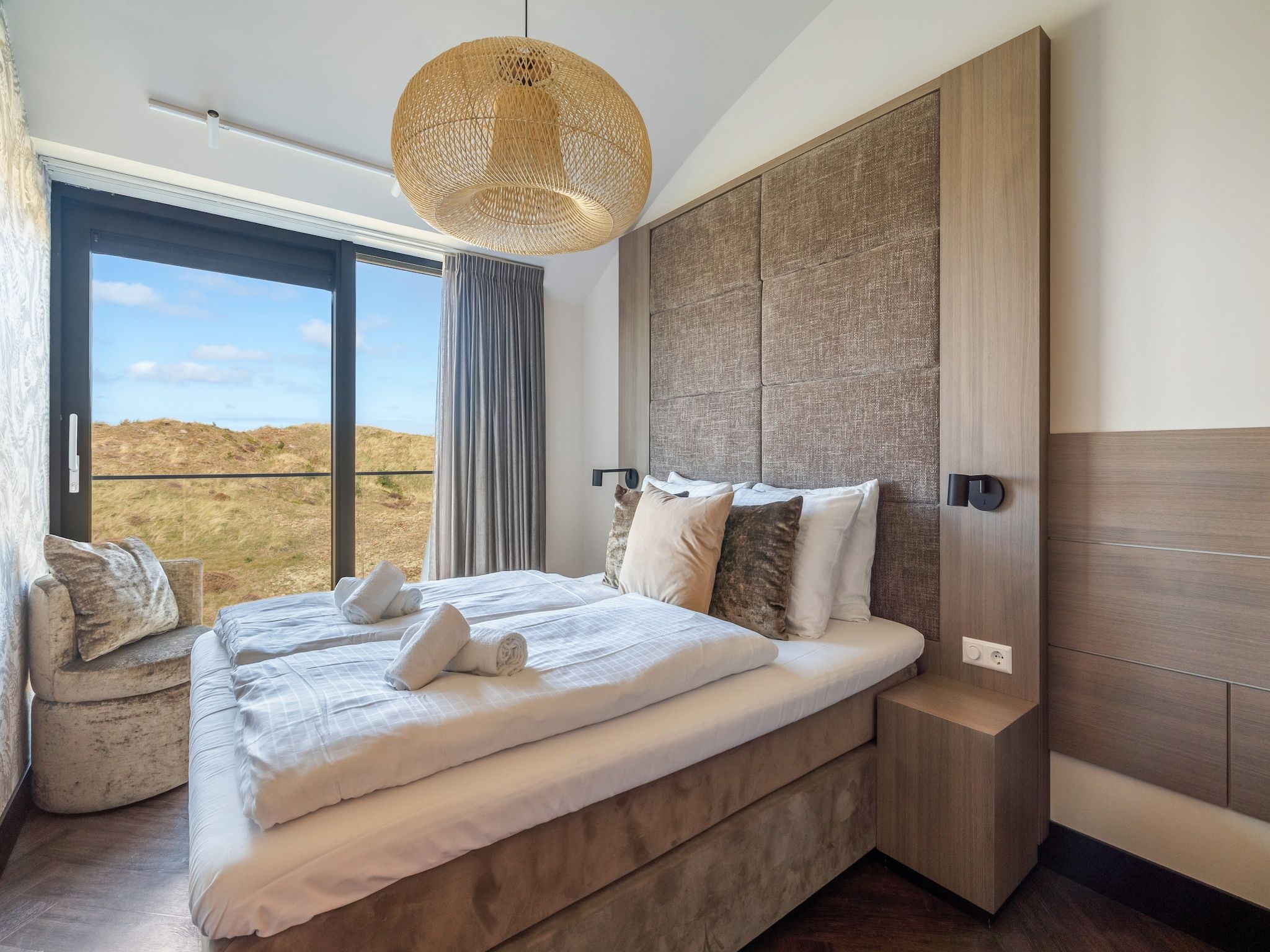 Een slaapkamer van Penthouse Zilt | 6 Persons in Sint Maartenszee