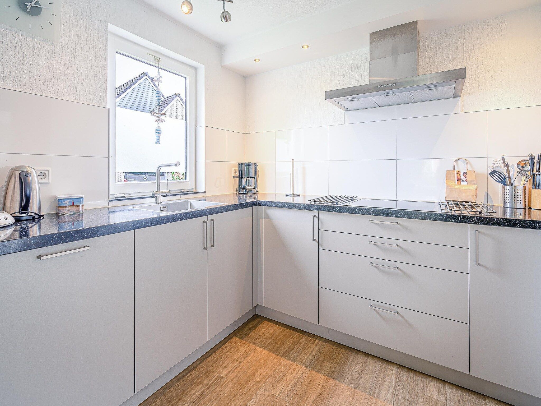 De keuken van Kamperfoelie 37 in De Koog