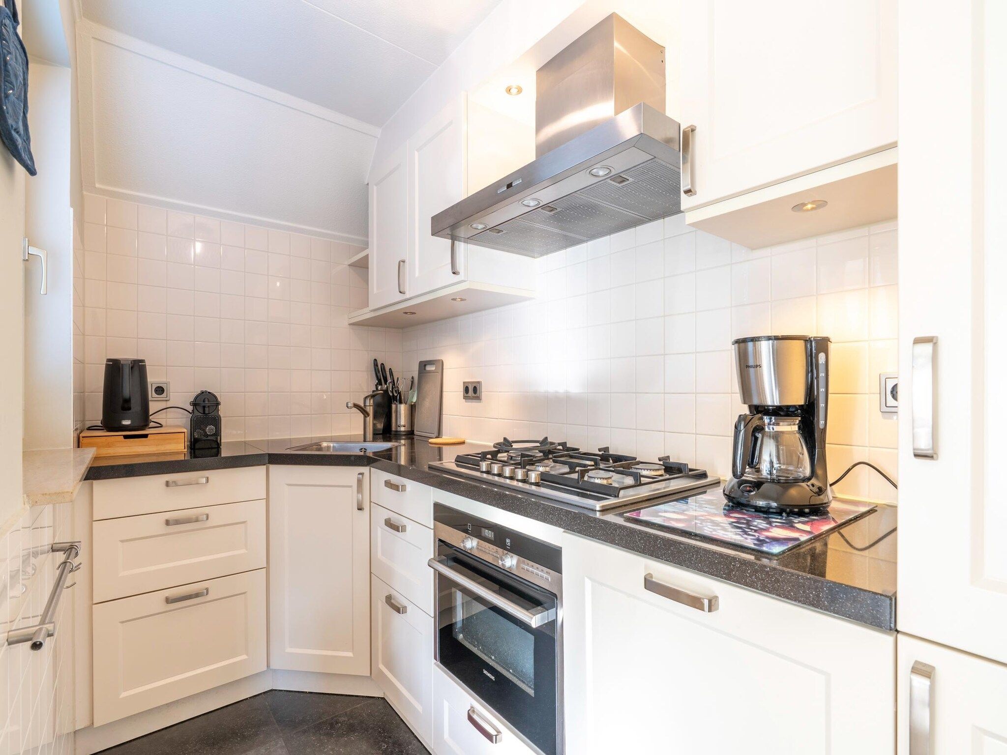 De keuken van Kamperfoelie 57 in De Koog