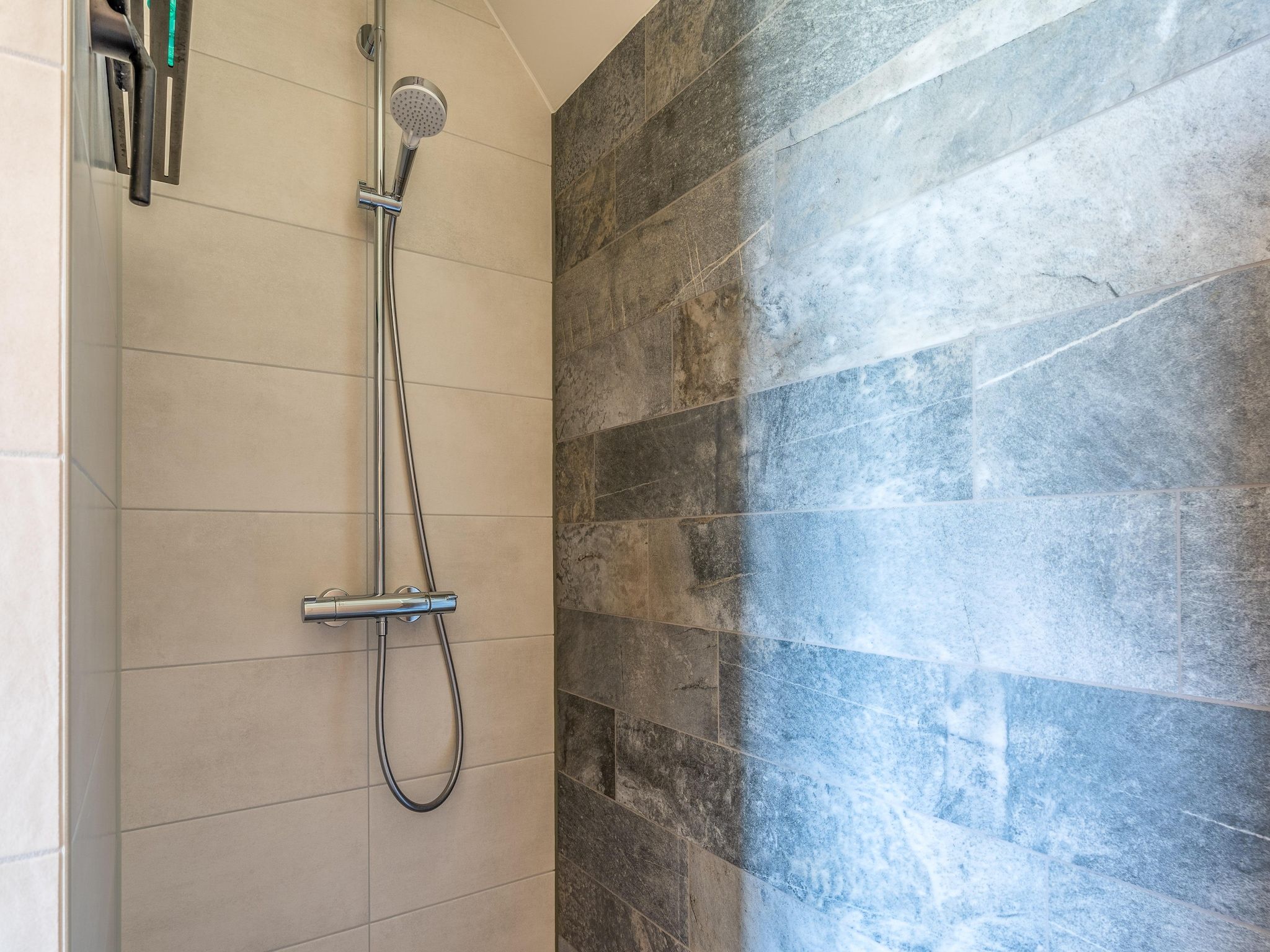 De badkamer van Waalburght 16 in De Waal