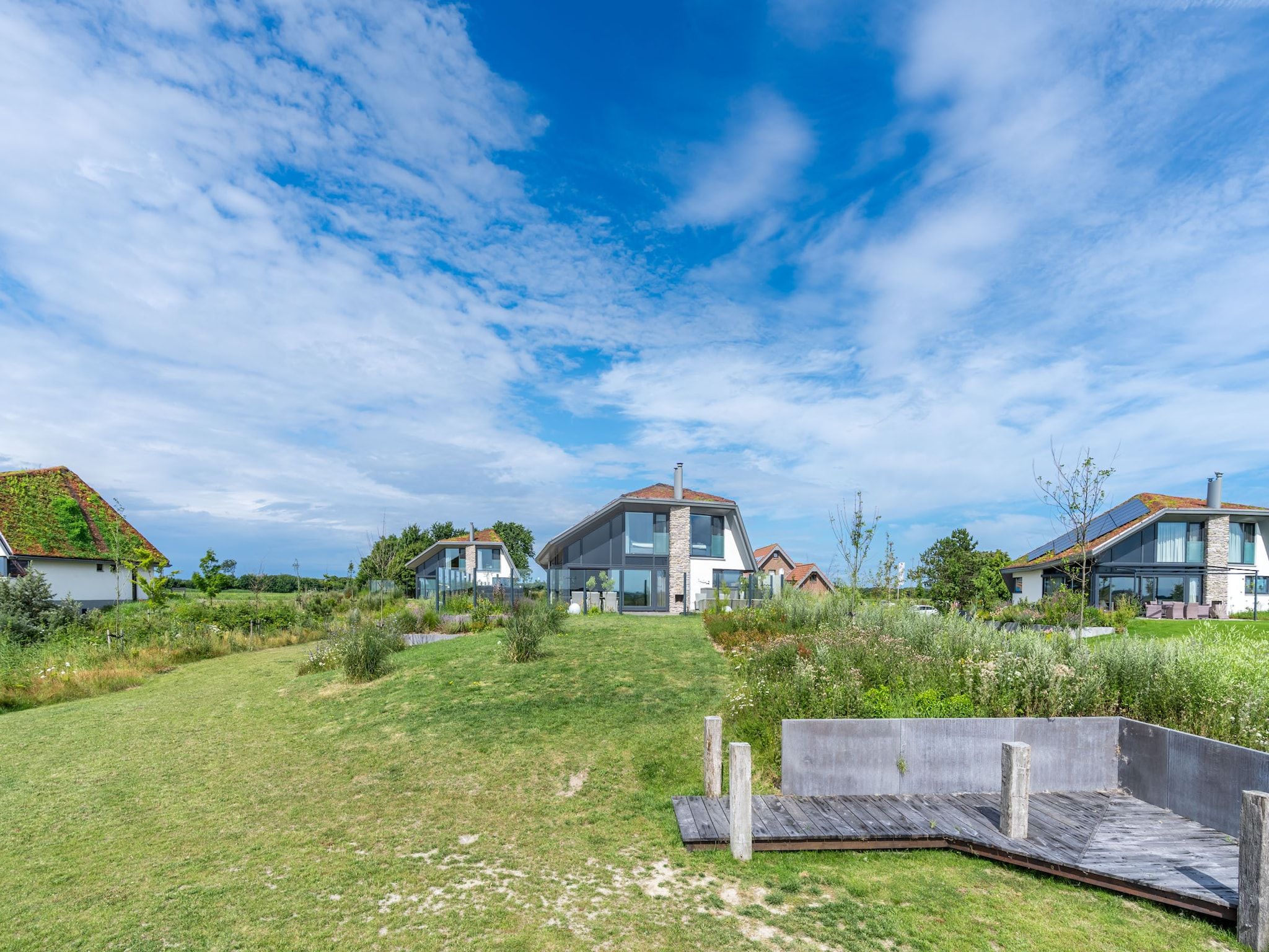 De tuin van Waalerburght 18 in De Waal