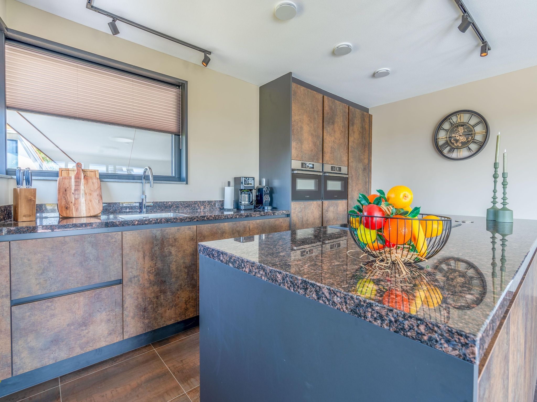 De keuken van Waalerburght 18 in De Waal