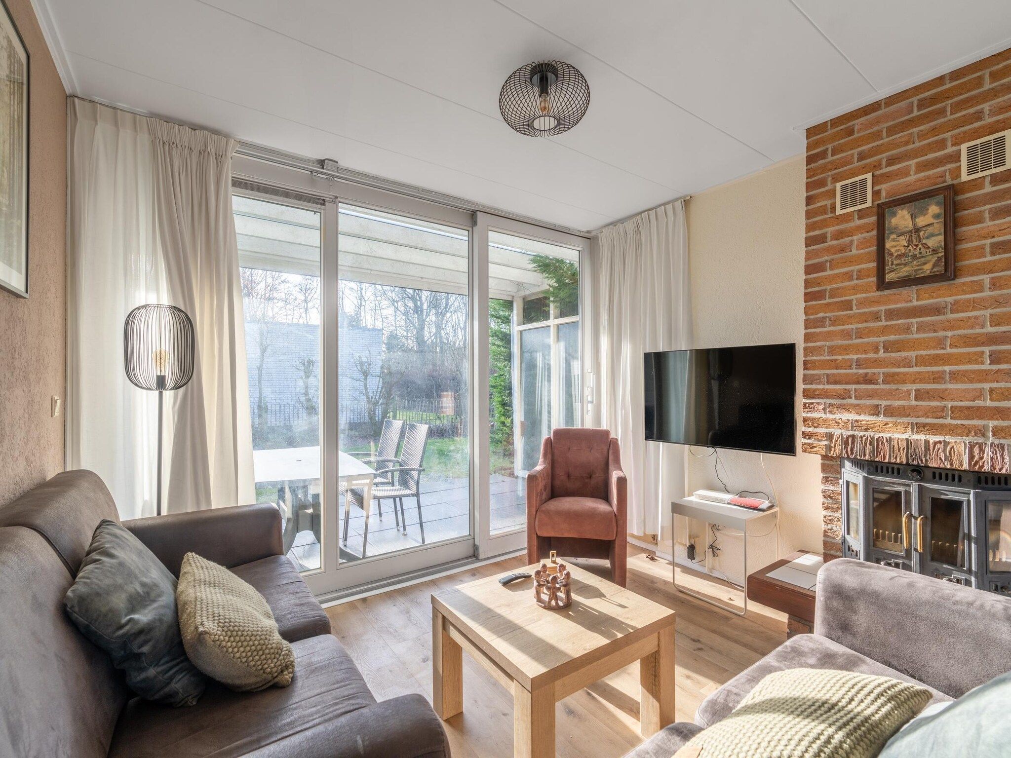 De woonkamer van De parel 164 in De Koog