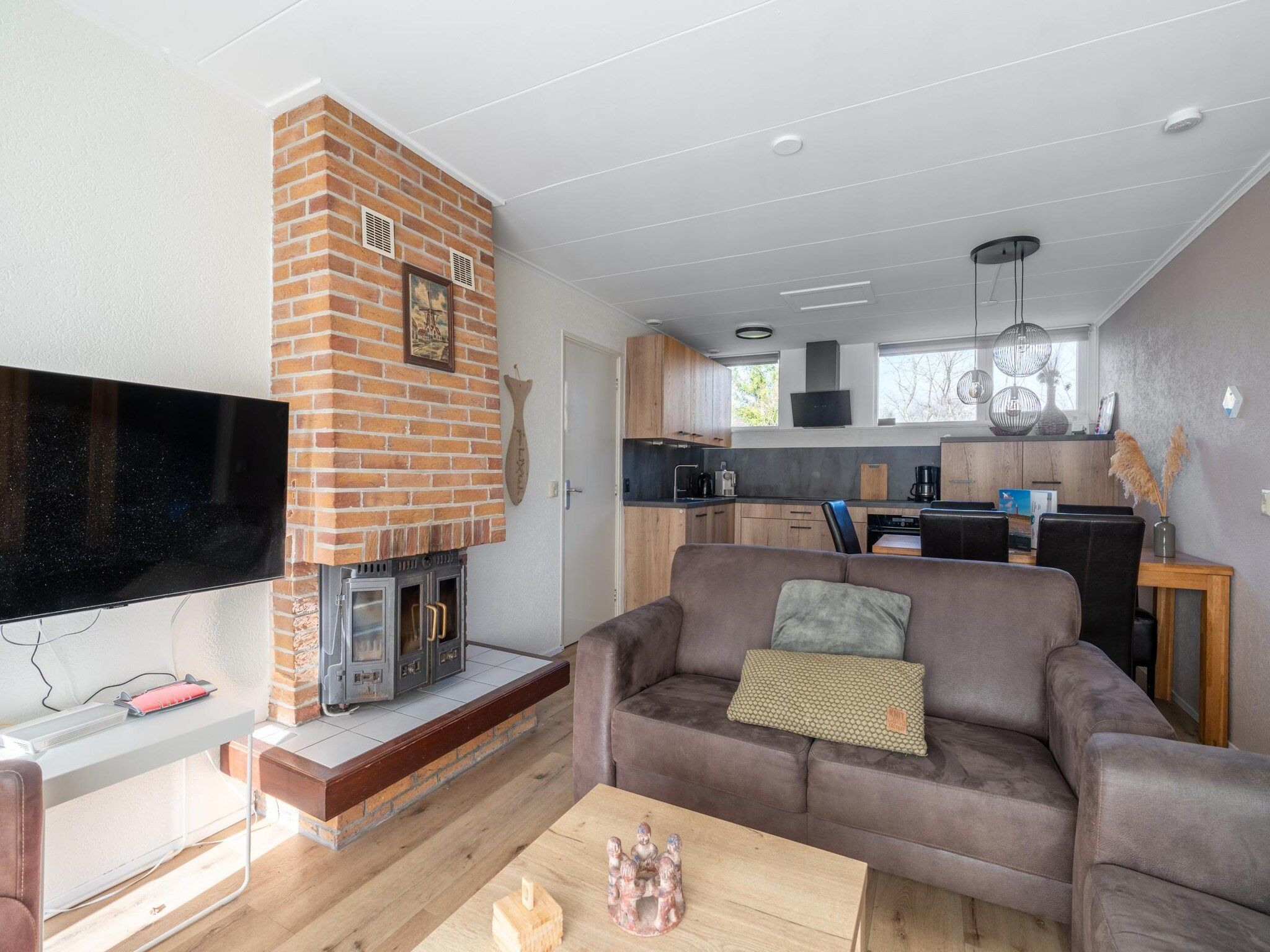 De woonkamer van De parel 164 in De Koog
