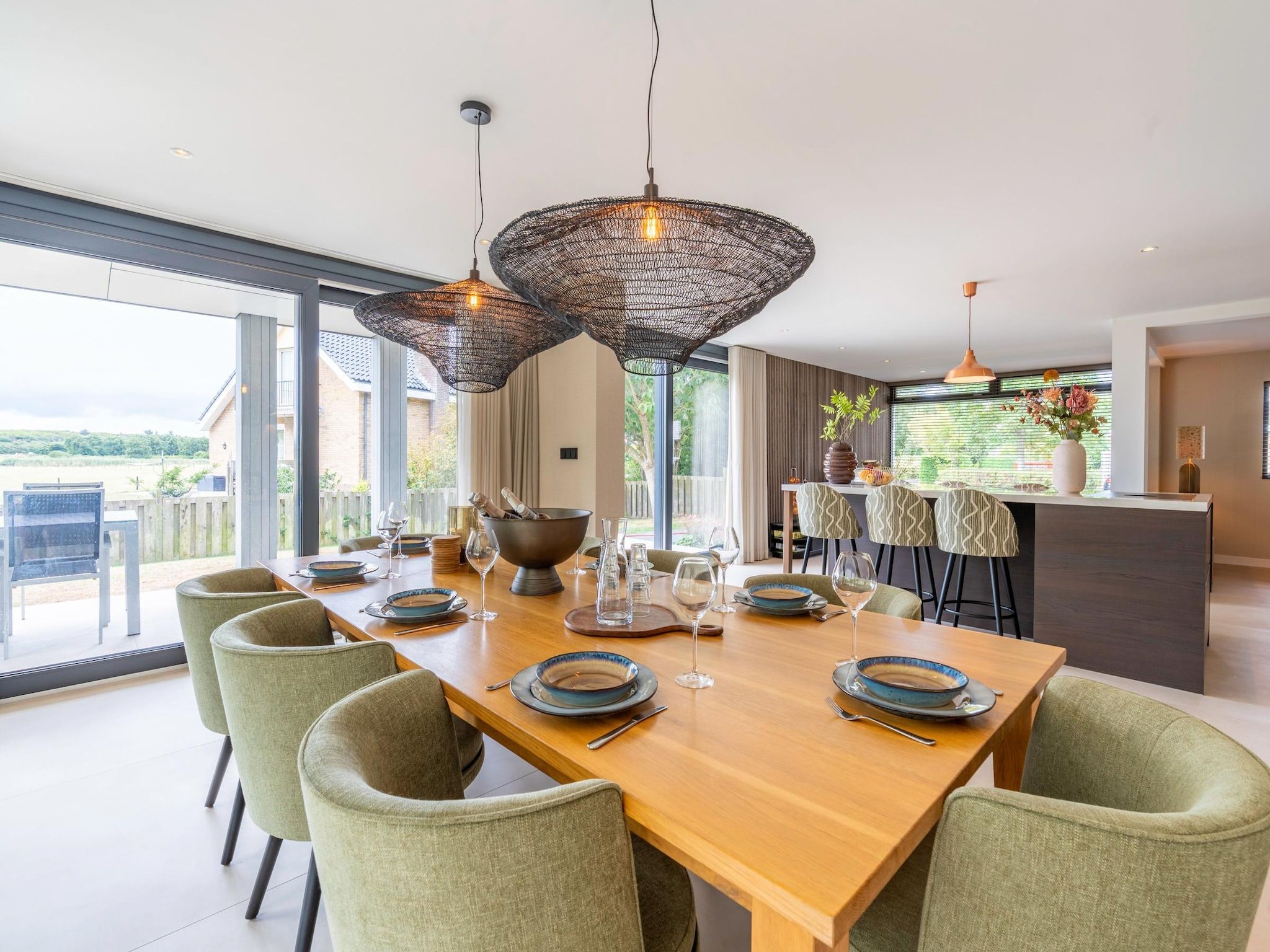 De eetkamer van Orchismient 39 in De Koog