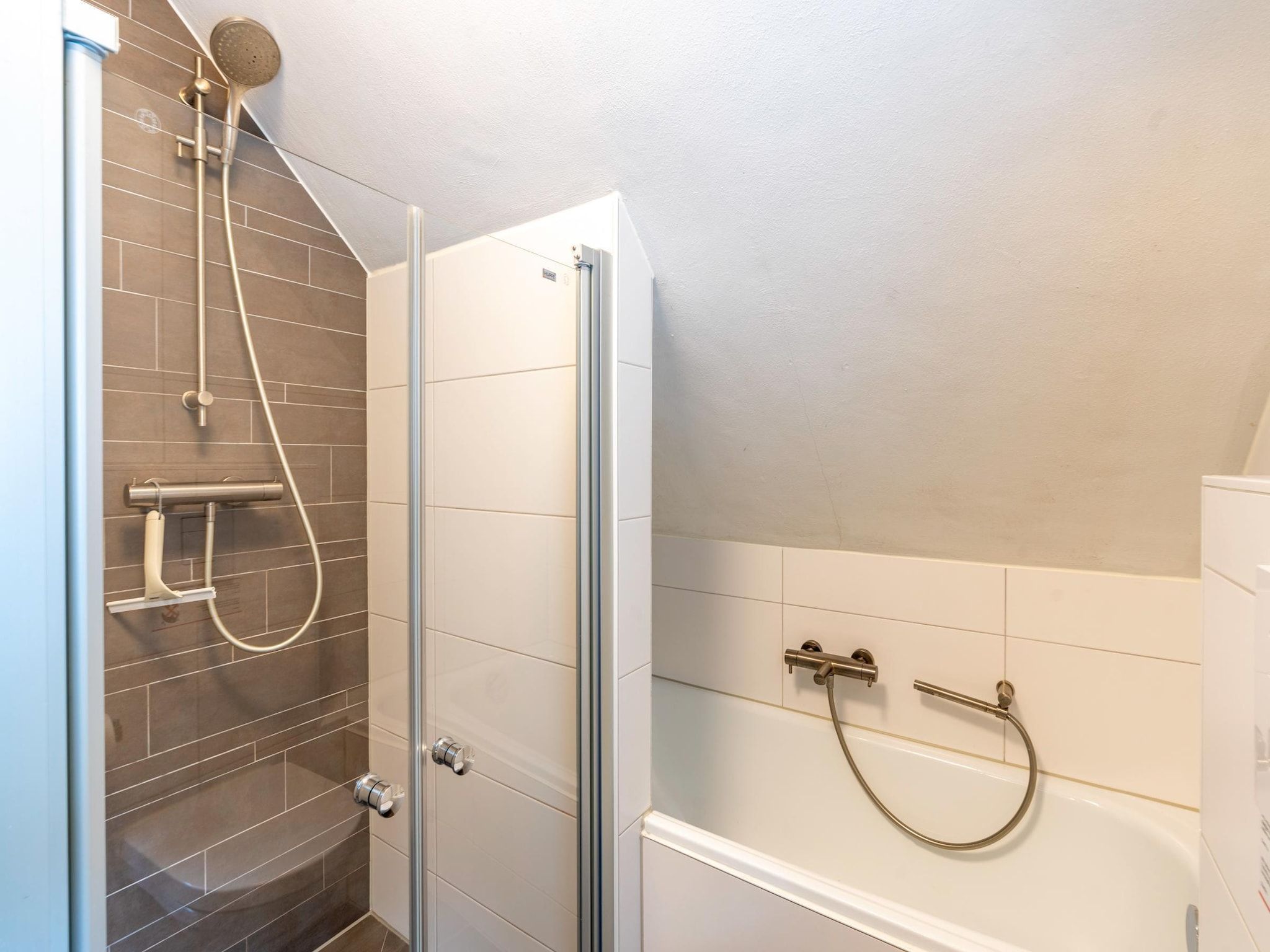 De badkamer van Orchismient 39 in De Koog