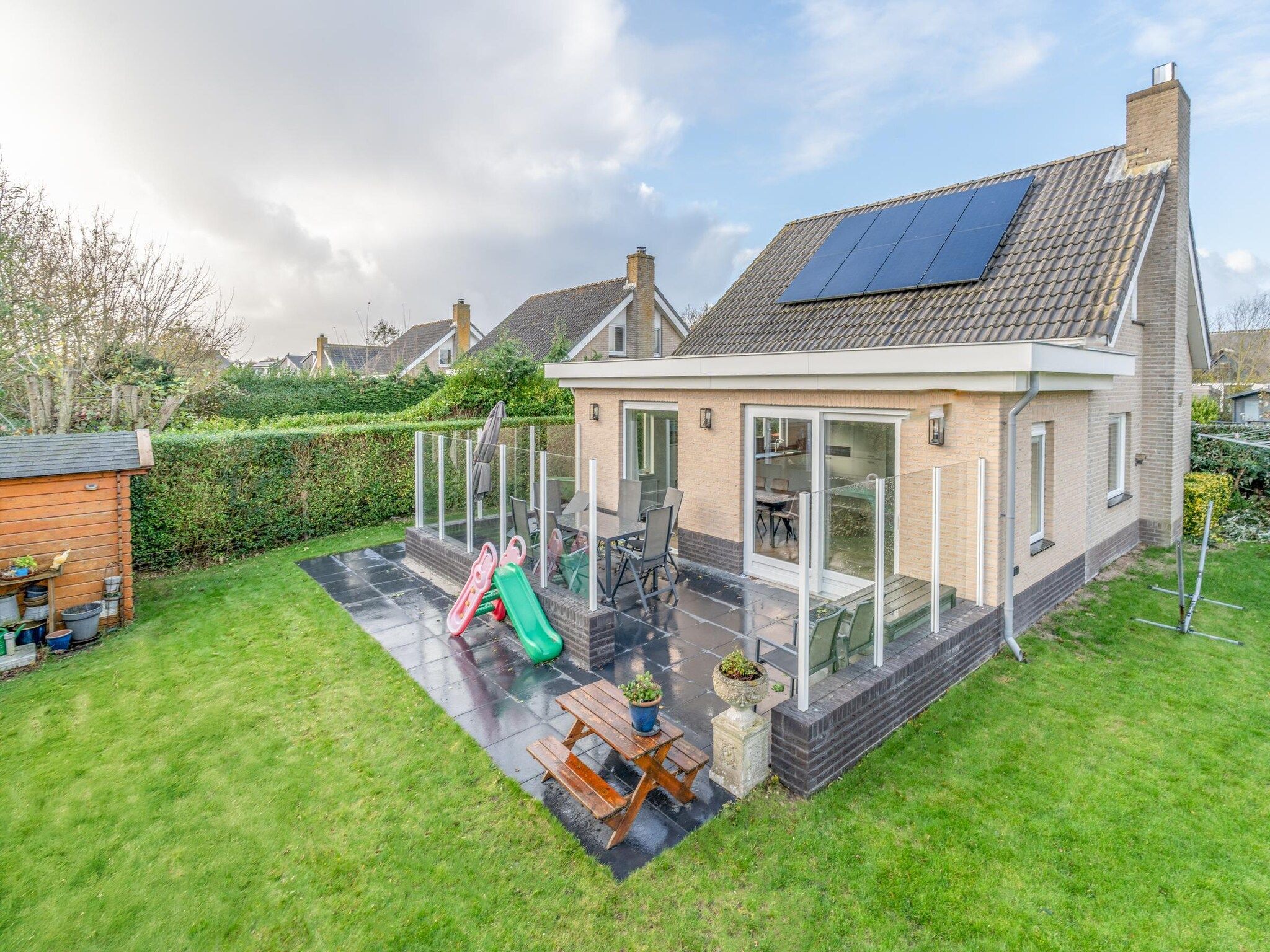 De tuin van Stappeland 197 in De Koog