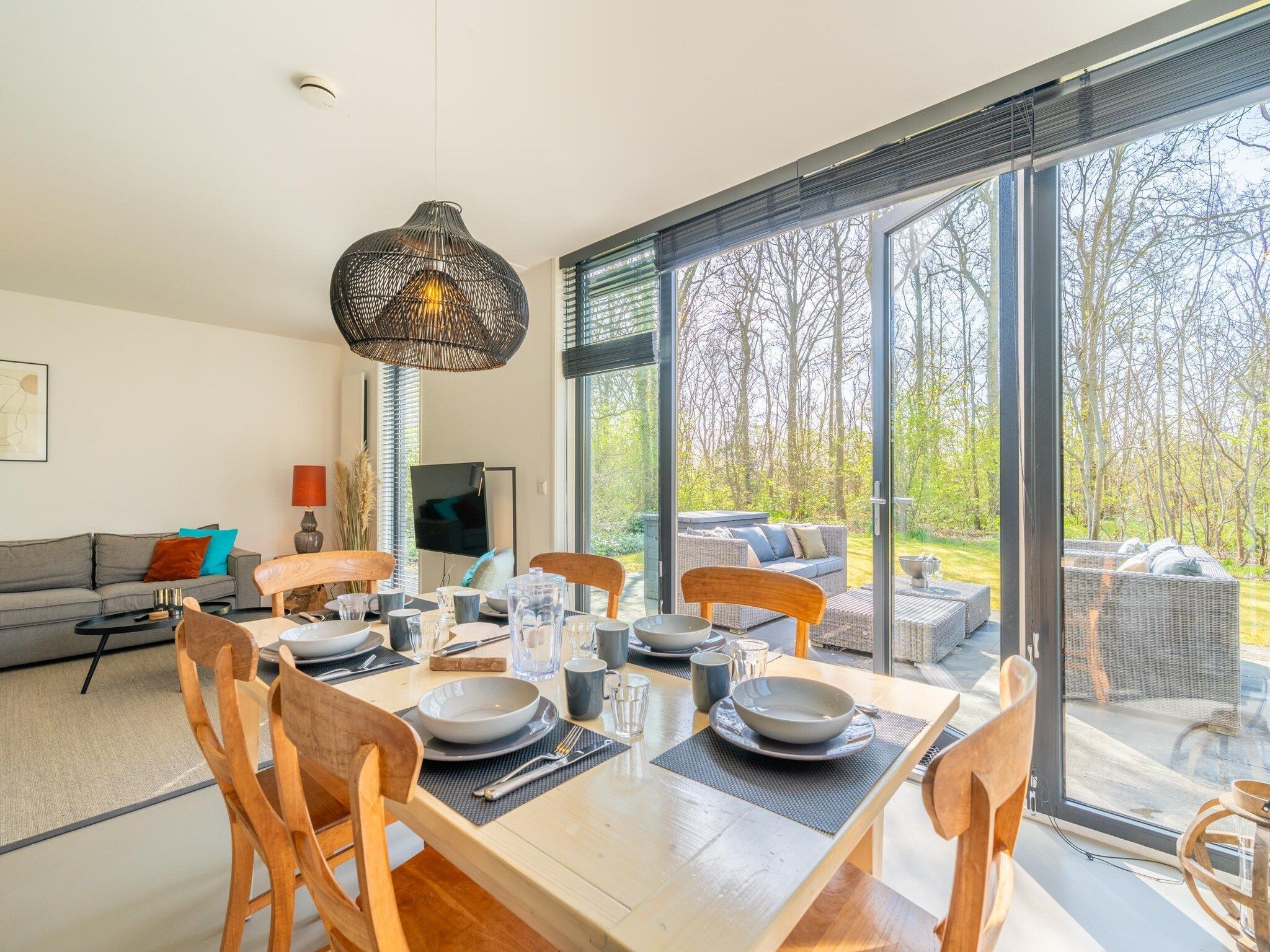 De eetkamer van De Wadden Parel 184 in Den Burg