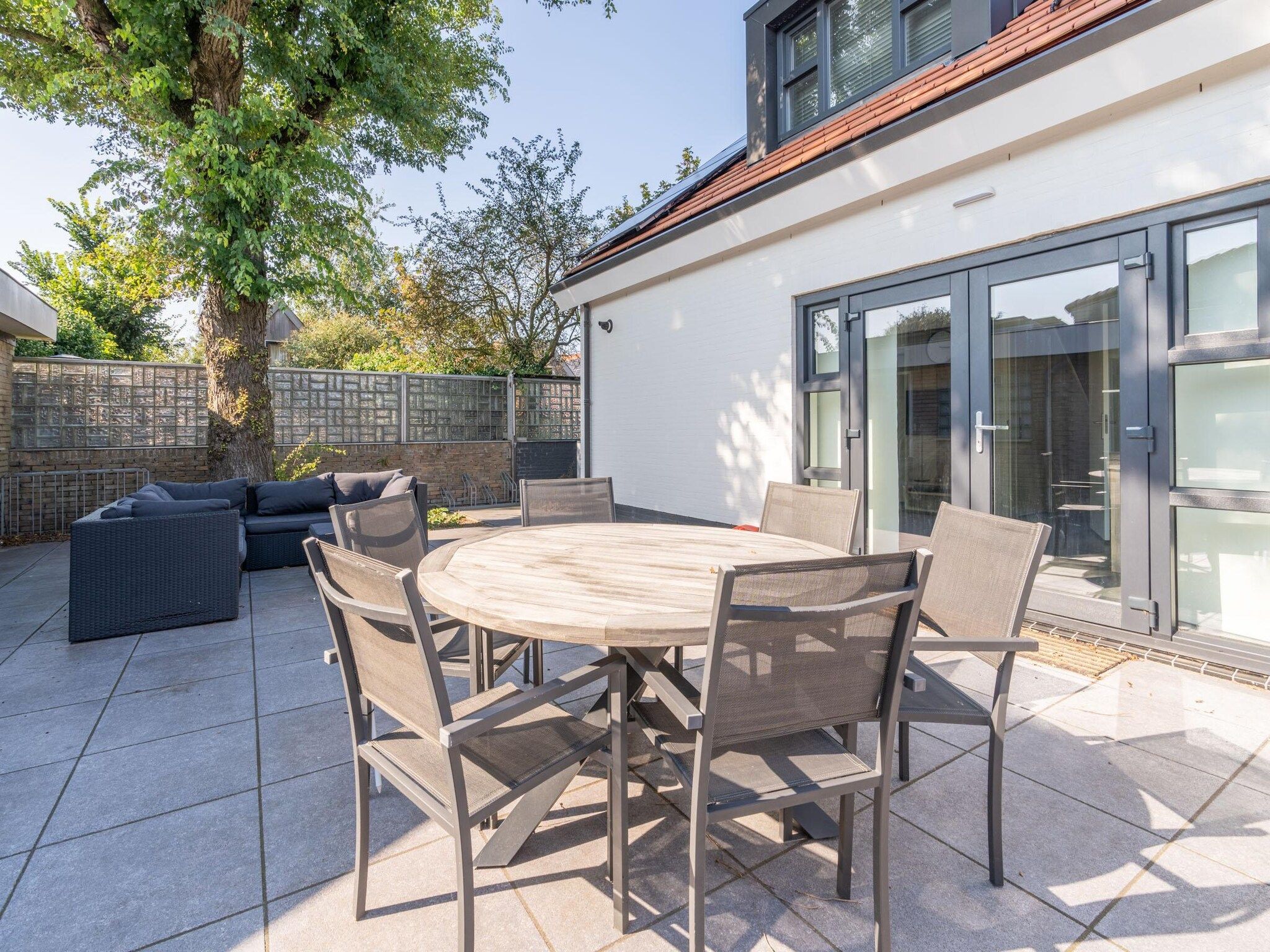 De tuin van Epelaan 34 in De Koog